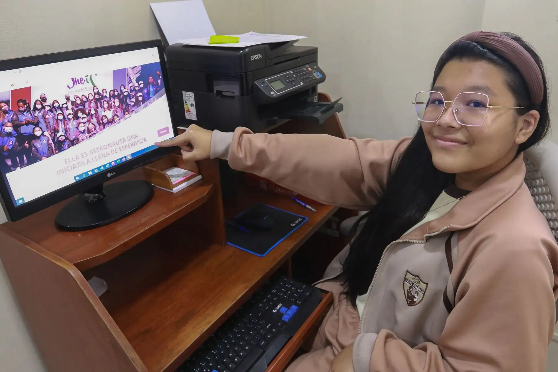 El año pasado, la estudiante Mei Ling Martínez ganó dos premios escolares: la feria de ciencias y tecnología  “Eureka” y el concurso “Crea y Emprende.”