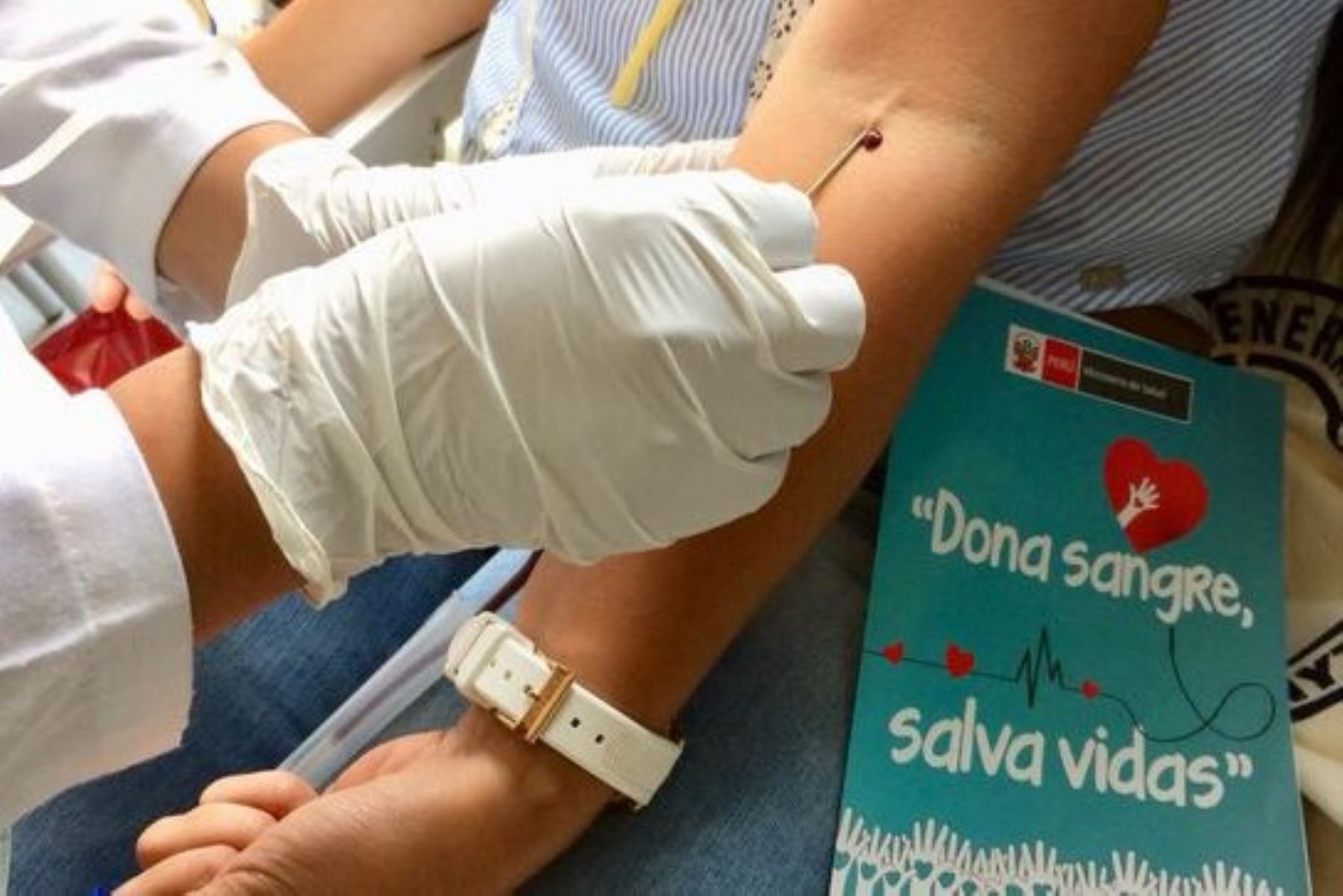 Gran Campaña de Donación Voluntaria de Sangre del Hospital Nacional Arzobispo Loayza.