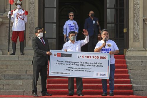 Presidente de la República, Pedro Castillo, recibió a más de 200 niños que luchan contra el cáncer y a sus familiares