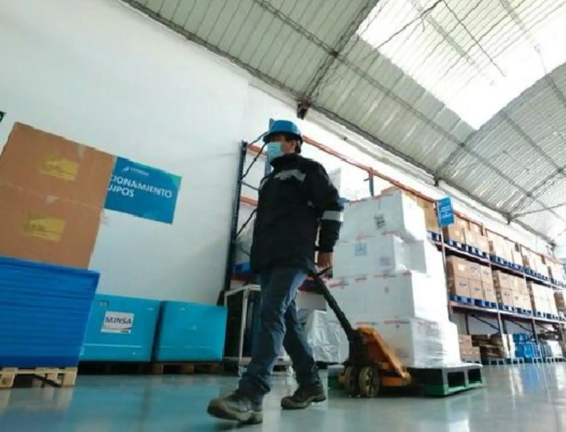 Cusco recibió un nuevo lote con 70,000 dosis pediátricas de la vacuna contra el covid-19 para continuar con proceso de vacunación de niños de 5 a 11 años de edad.