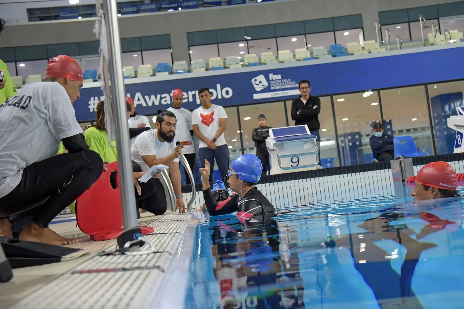 Campeonato Nacional de Apnea Deportiva Indoor 2022 en el Centro Acuático de la Videna. En esta ocasión se compitió en la modalidad estática, que consiste en sostener la respiración bajo el agua el mayor tiempo posible.
Foto: LEGADO