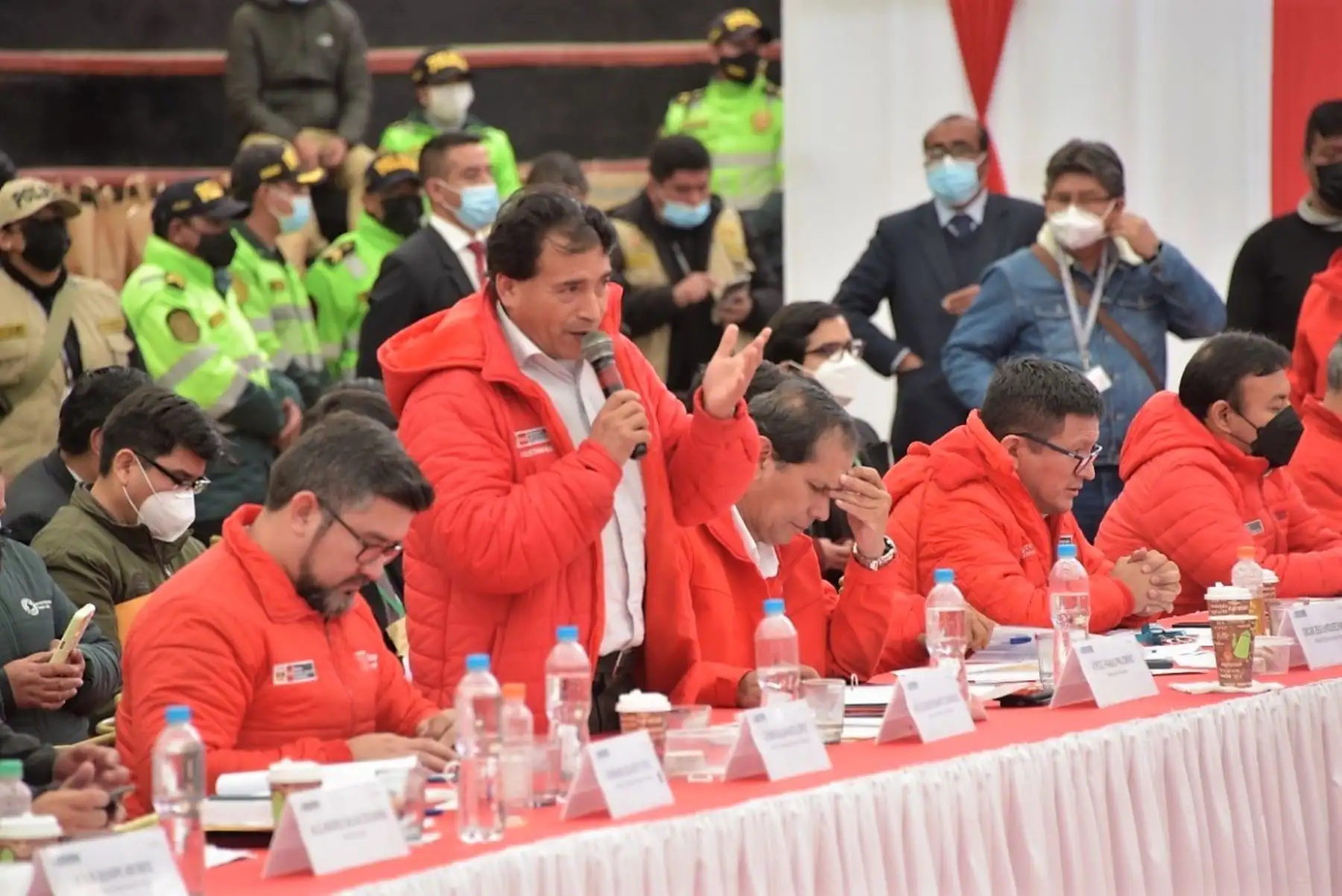 Ministro Nicolás Bustamante (MTC) participa en el Consejo de Ministros Descentralizado realizado hoy en la región Pasco.