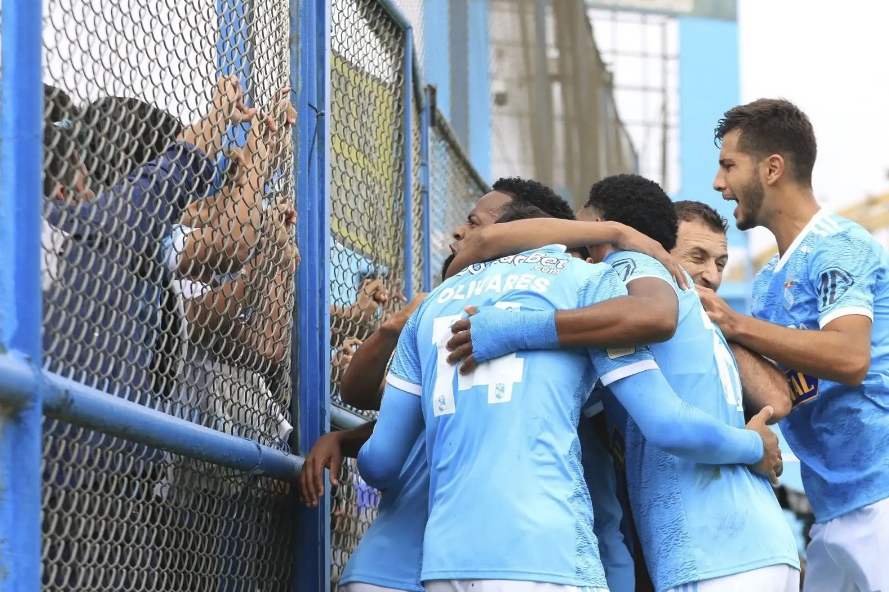 Sporting Cristal consiguió una ajustada victoria frente al Ayacucho FC por la fecha 14 de la La Liga 1, al vencerlo por 3-2  en el estadio Alberto Gallardo.
Foto: ANDINA/Liga 1