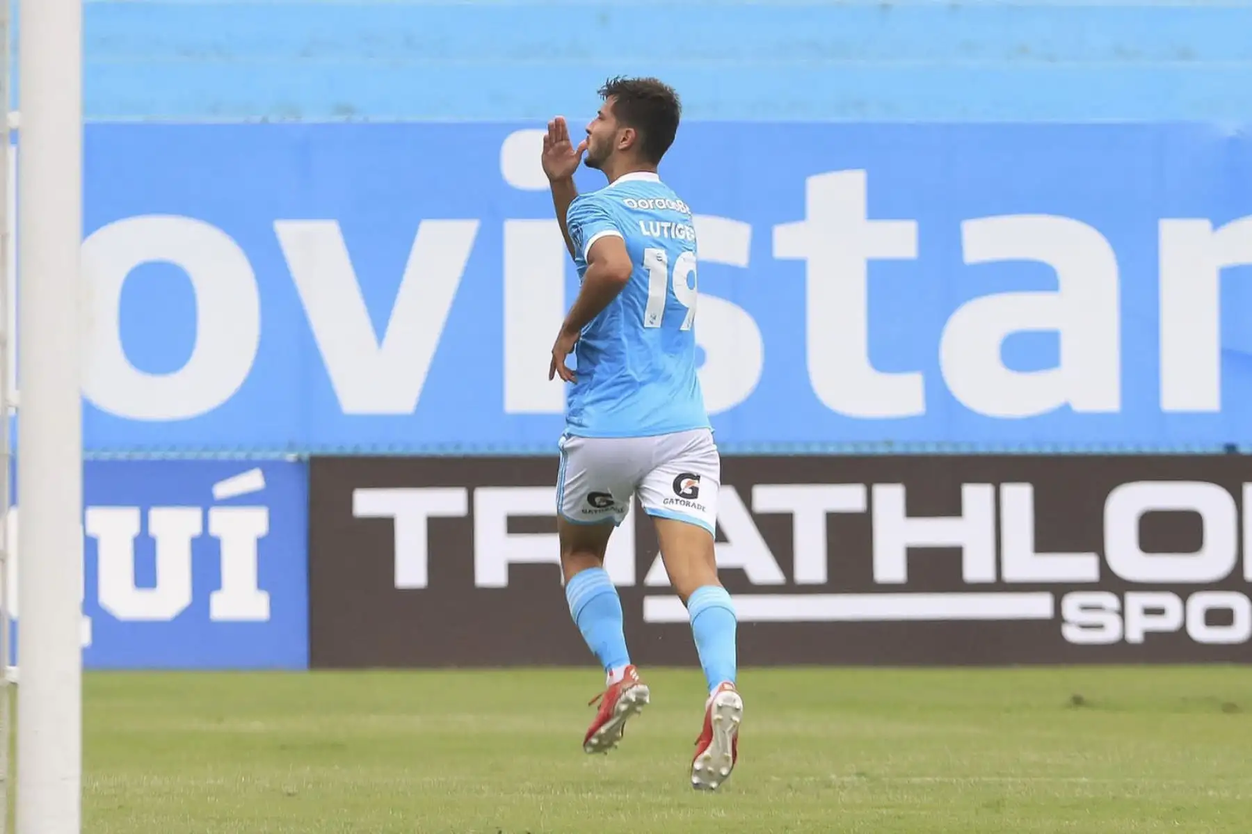 Sporting Cristal consiguió una ajustada victoria frente al Ayacucho FC por la fecha 14 de la La Liga 1, al vencerlo por 3-2  en el estadio Alberto Gallardo.
Foto: ANDINA/Liga 1