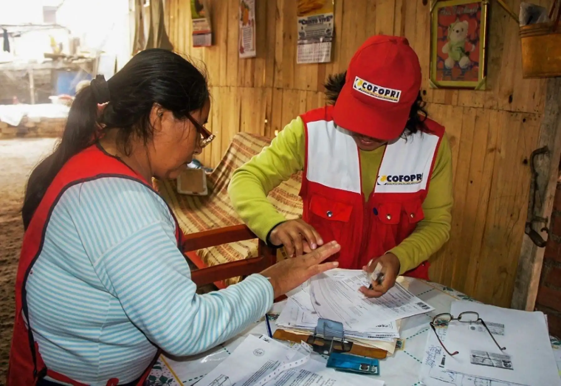 Esta campaña de empadronamiento gratuito está dirigida a aquellos centros poblados o asentamientos humanos donde Cofopri ya inició actividades de formalización predial urbana, dado que solo se visitarán aquellos lotes donde los pobladores en una primera etapa o en diversas ocasiones no lograron presentar los documentos que acrediten la titularidad de su lote o que al momento del empadronamiento no estuvieron presentes.