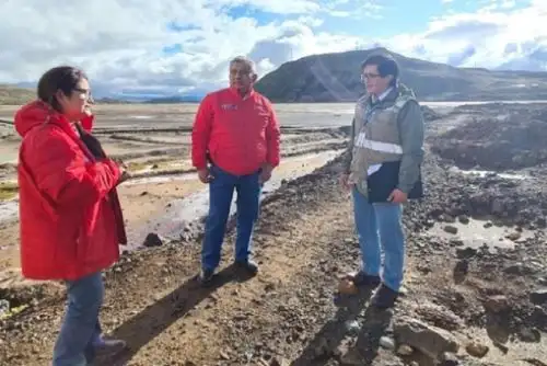 La viceministra de Desarrollo Estratégico de los Recursos Naturales del Ministerio del Ambiente (Minam), Yamina Silva, dijo que su sector trabaja articuladamente con el Ministerio de Energía y Minas (Minem) para remediar los pasivos mineros que dejaron algunas empresas infractoras de la legislación ambiental.