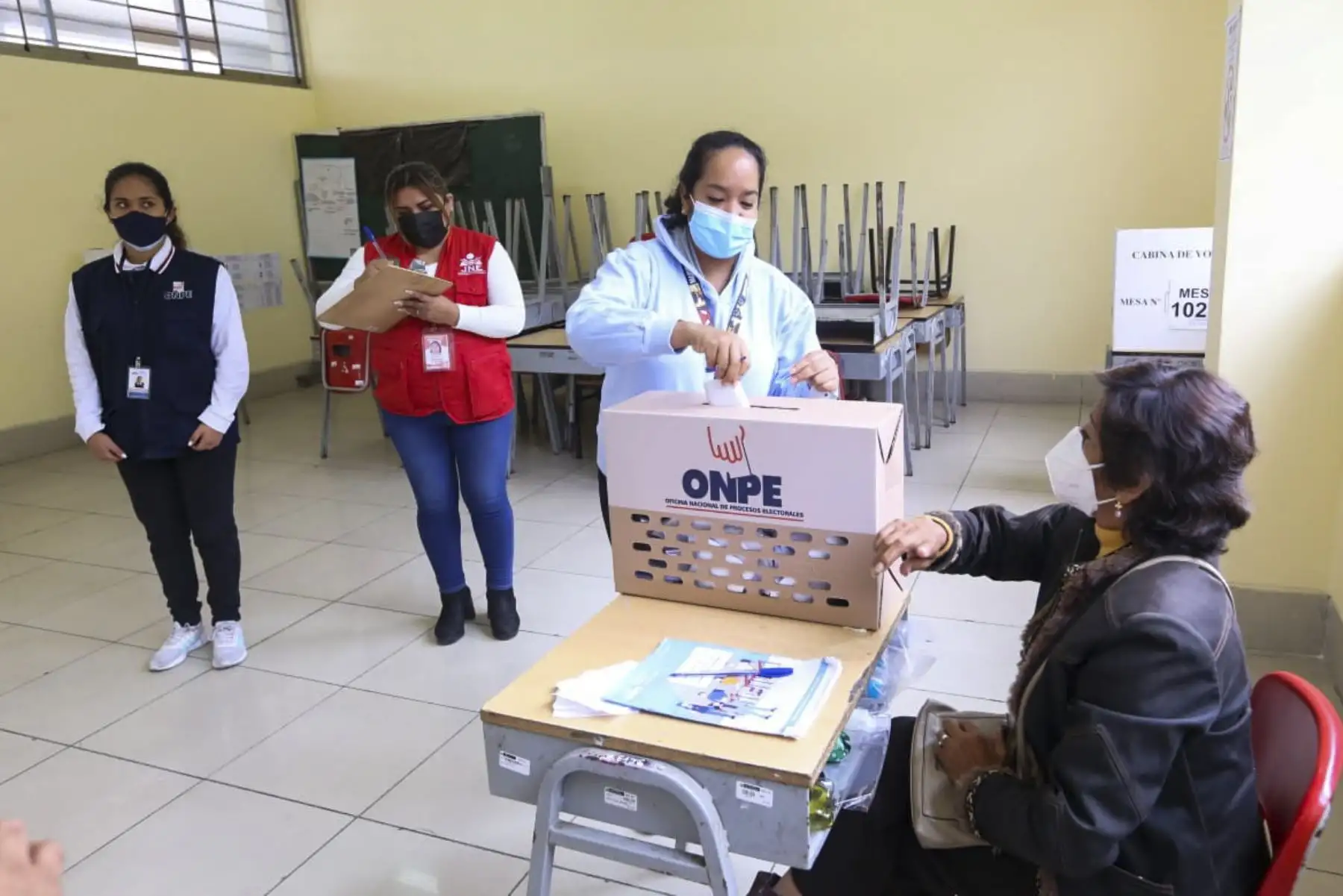 El Jurado Nacional de Elecciones (JNE) fiscaliza hoy el proceso de comicios internos que realizarán 147 organizaciones políticas en el país, como parte de las elecciones regionales y municipales 2022. Foto: ANDINA/Difusión