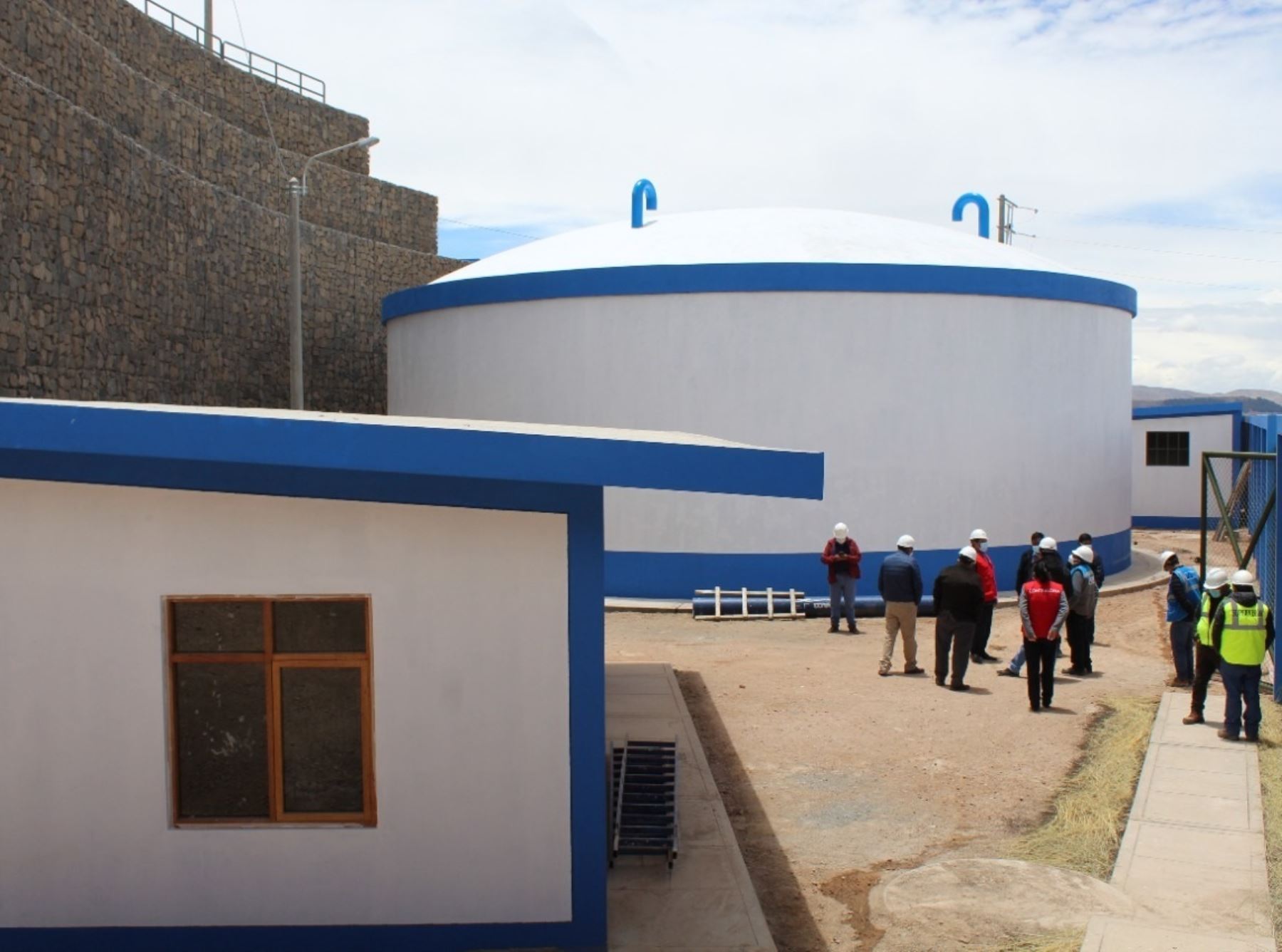 La Contraloría inició hoy una jornada de supervisión de obras de agua y saneamiento en las provincias de Chucuito y Yunguyo, región Puno.