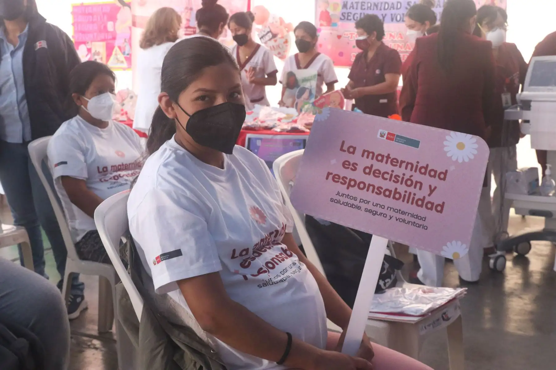 Es importante generar conciencia sobre la importancia de la atención prenatal, la cual es primordial para preservar la salud de la madre y del bebé durante el embarazo y debe iniciarse idealmente lo más temprano posible, para brindar un paquete de intervenciones que permita la detección oportuna de signos de alarma y factores de riesgo. Foto: ANDINA/ Eddy Ramos