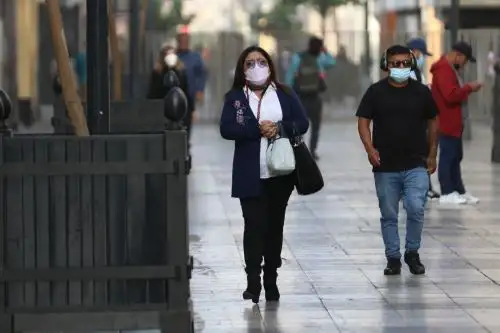 Solo el 25 de mayo se registraron los resultados de 32,579 personas muestreadas, de las cuales 447 fueron casos sintomáticos confirmados de ese día. Foto: ANDINA/Eddy Ramos.