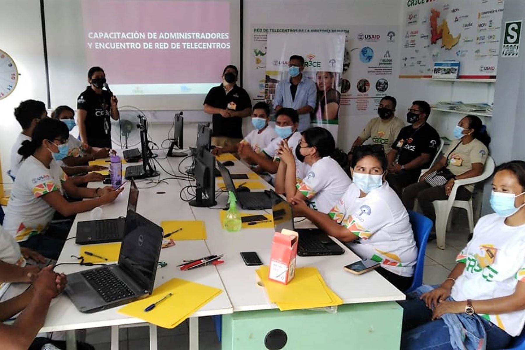 Desarrollo de habilidades digitales y capacidades financieras en regiones de la Amazonía por iniciativa de Cedro y Usaid. Foto: Alianza Crece/Difusión