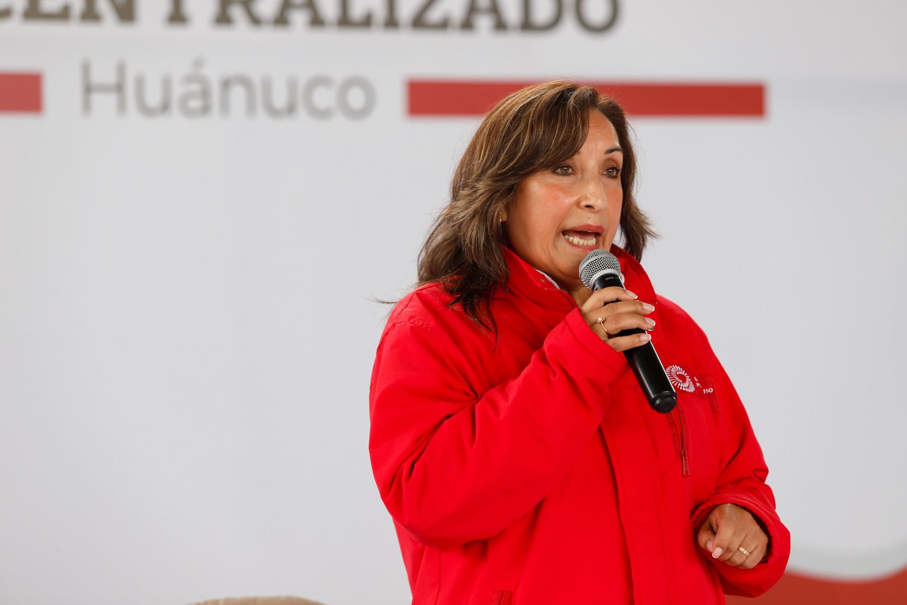 Ministra Dina Boluarte (Midis) interviene en el Consejo de Ministros Descentralizado, hoy en Huánuco. ANDINA/Difusión