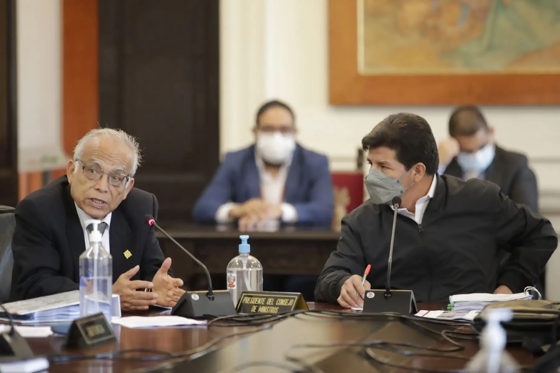 El presidente de la República, Pedro Castillo Terrones, lidera la sesión del Consejo de Ministros. Foto: ANDINA/Prensa Presidencia