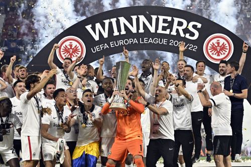 Frankfurt vence al Rangers en penales y se corona campeón de la Europa League