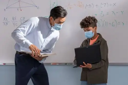 Microsoft brindará capacitaciones sobre herramientas para el aula, programación y desarrollo de proyectos tecnológicos. Foto: Microsoft.