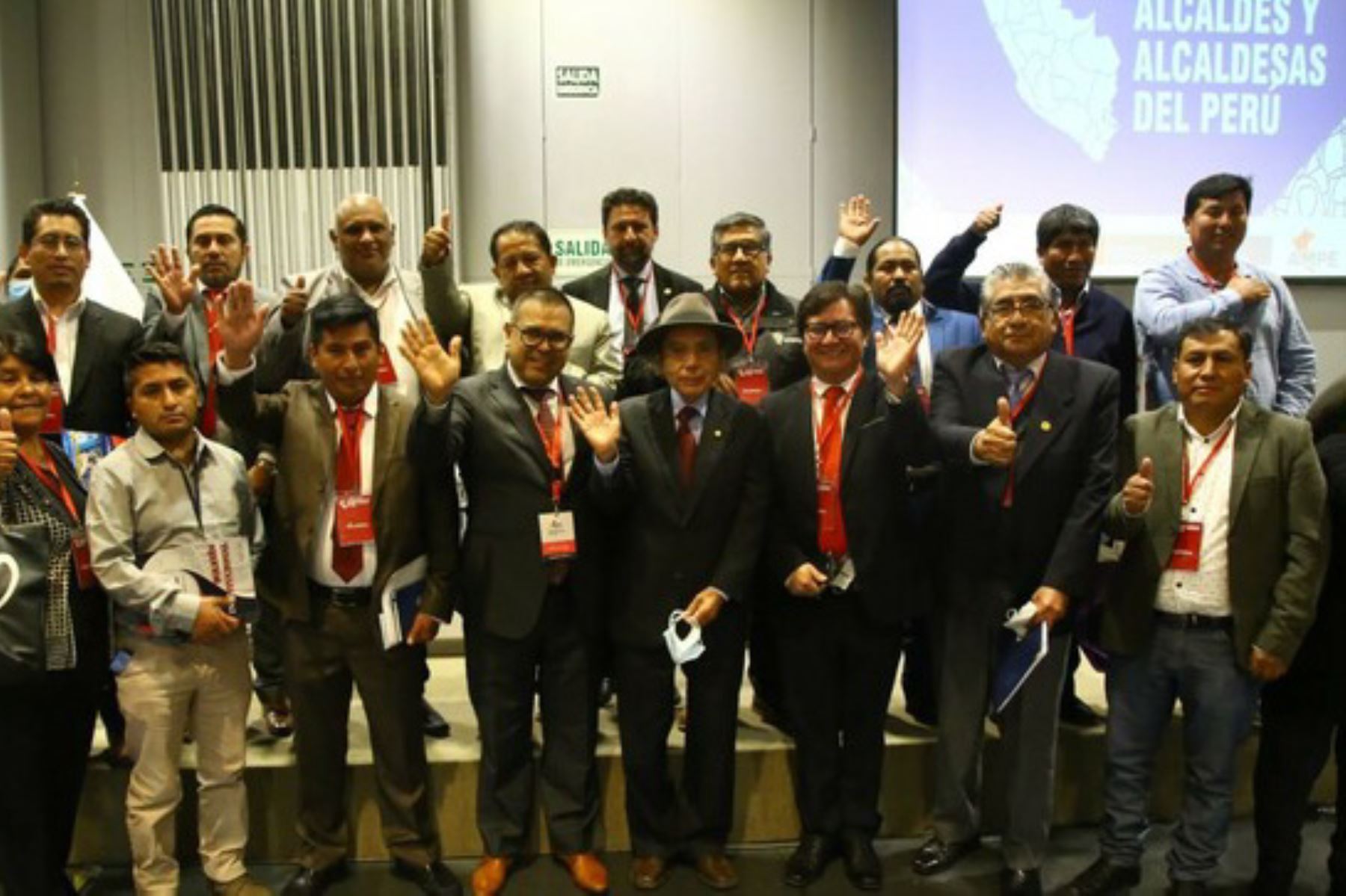 El ministro del Ambiente, Modesto Montoya, participó en el Encuentro Nacional de Alcaldes y Alcaldesas del Perú. Foto: Minam