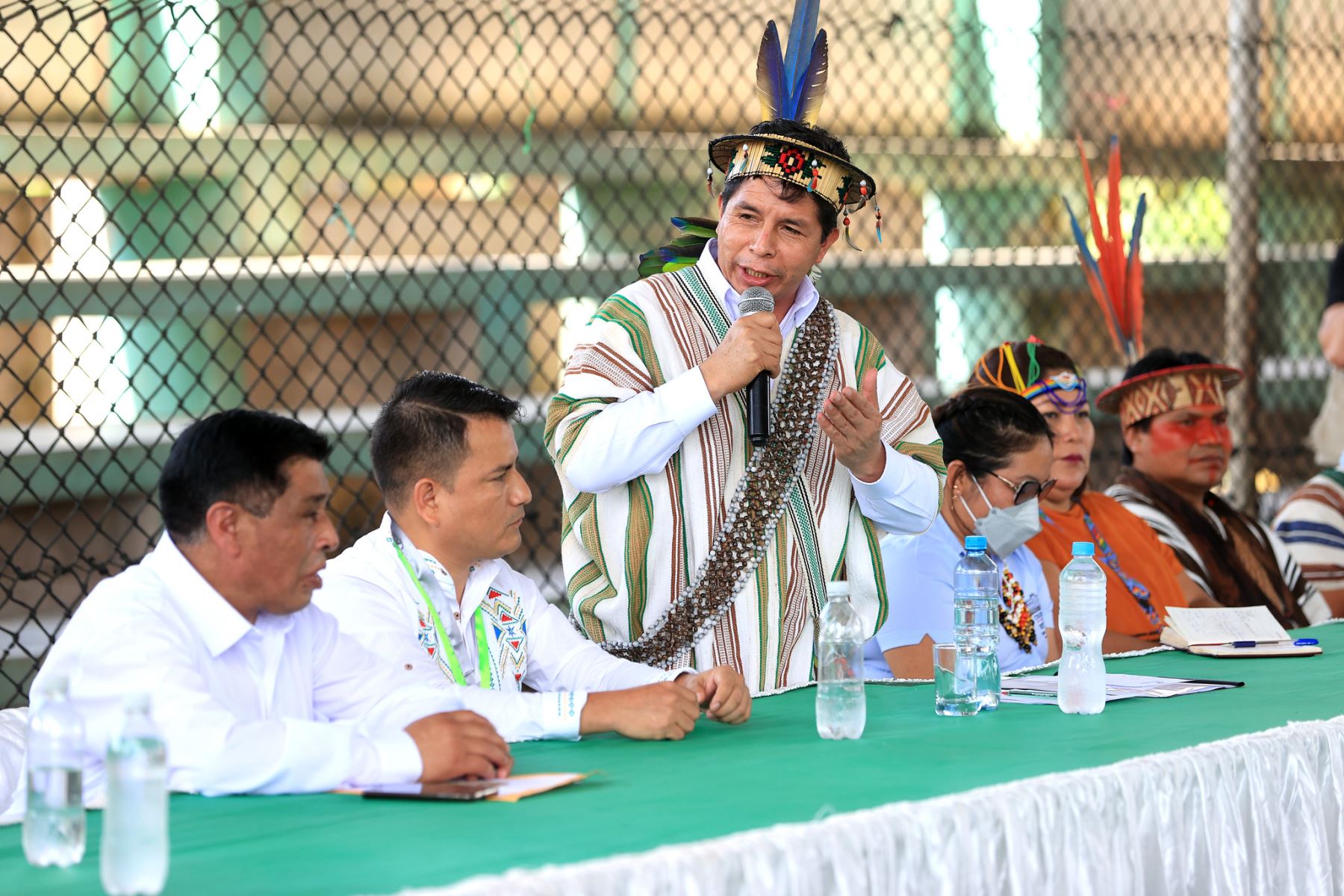 En la región Pasco, el presidente de la República, Pedro Castillo, sostuvo reunión con más de 60 representantes de comunidades nativas, yaneshas, ashaninkas y las rondas campesinas.
Foto: ANDINA/Prensa Presidencia