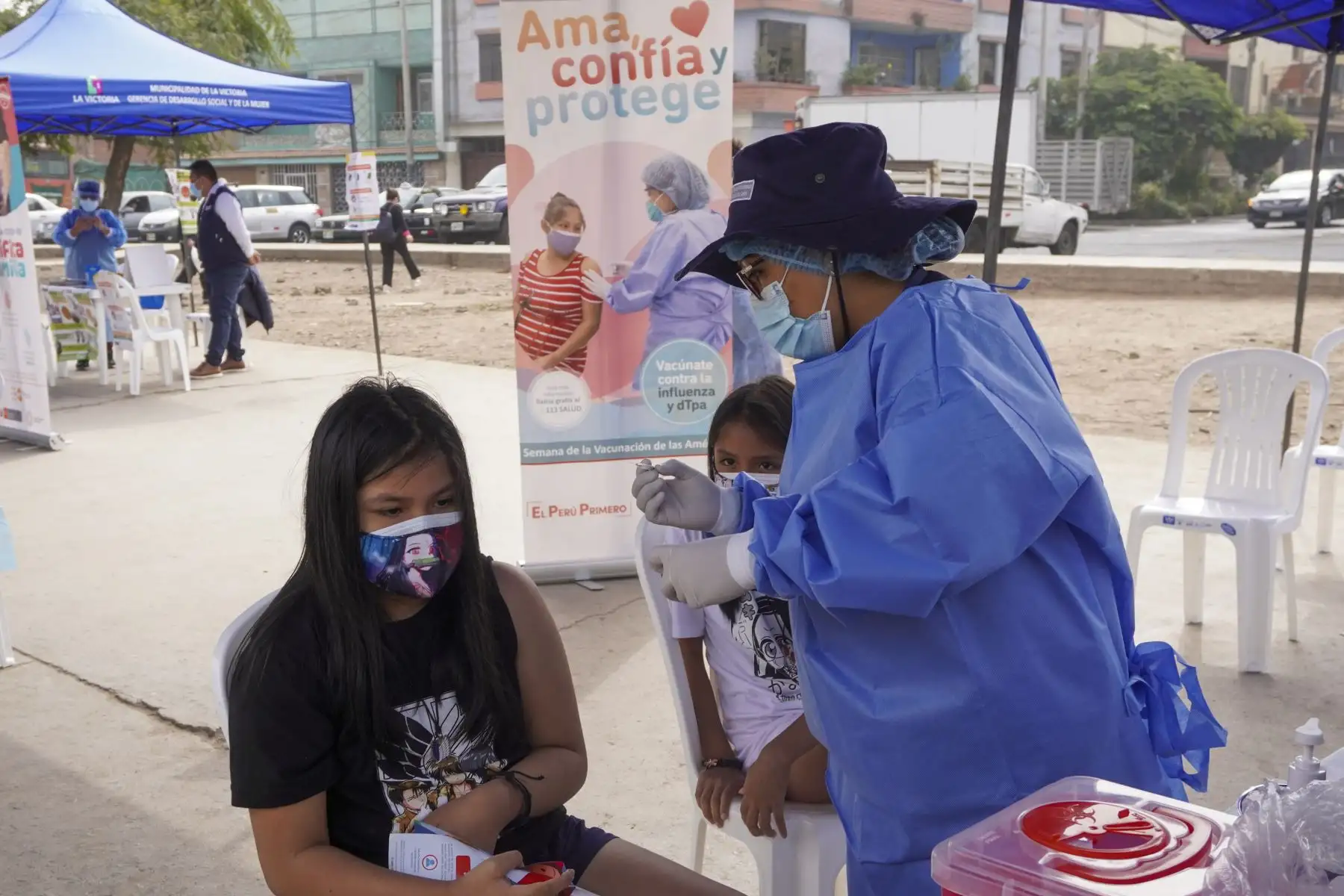 El Ministerio de Salud desarrolló una campaña integral de salud en La Victoria, donde se brindaron servicios como: obstetricia, salud bucal, nutrición. Además realizaron pruebas de descarte y vacunación contra la COVID-19. Foto: ANDINA/Eddy Ramos
