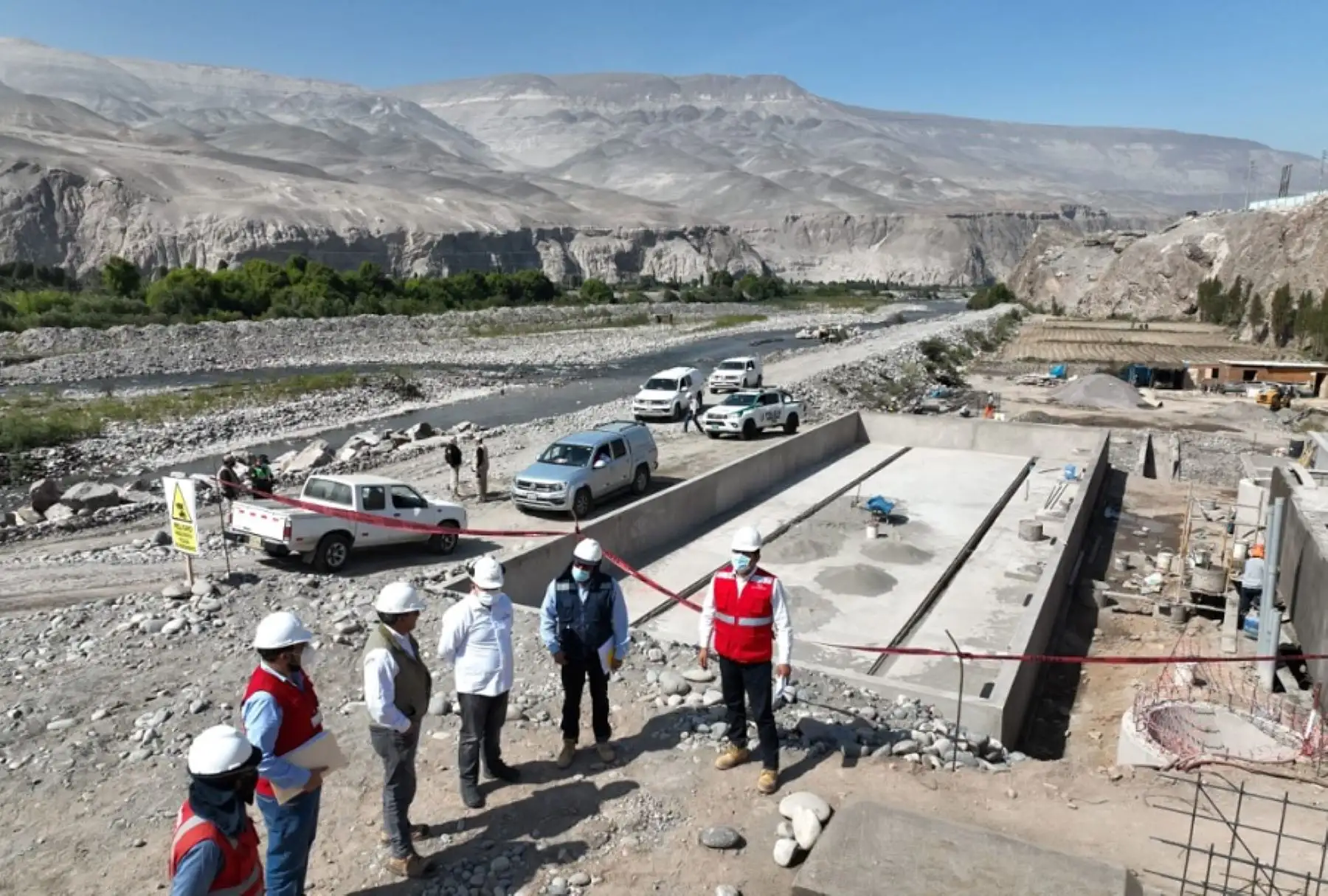 El contralor general, Nelson Shack, anunció la activación del control concurrente a la construcción de la carretera Ayo-Andamayo, entre los distritos de Aplao y Ayo, y que demandará una inversión superior a los S/ 228 millones.