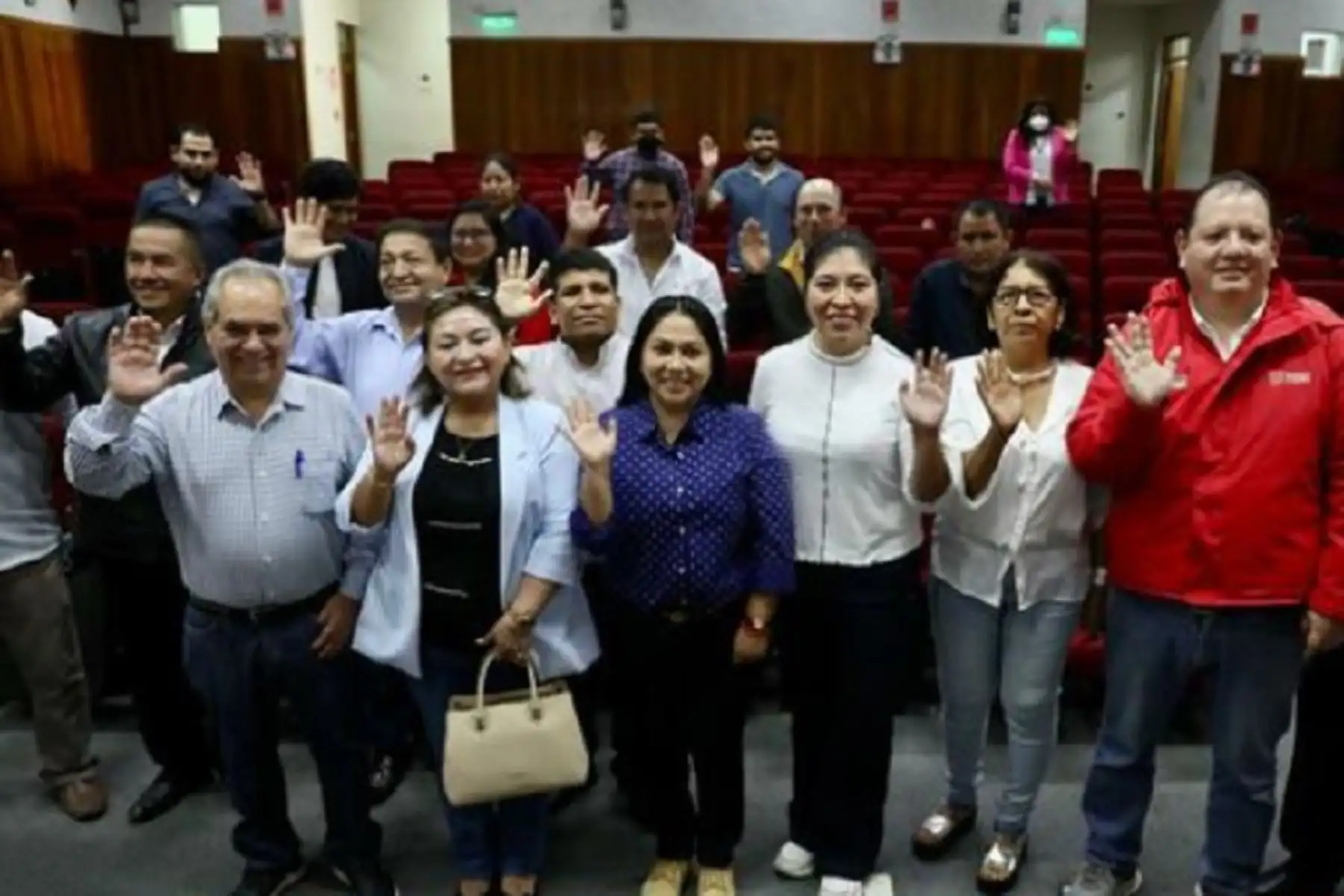 El programa Lurawi Perú dispondrá de un presupuesto de más de S/ 2 millones 700,000 para el financiamiento de hasta 27 actividades de intervención inmediata, las cuales serán ejecutadas por los gobiernos locales de las regiones Amazonas, Ayacucho y Piura, afectadas por lluvias intensas.