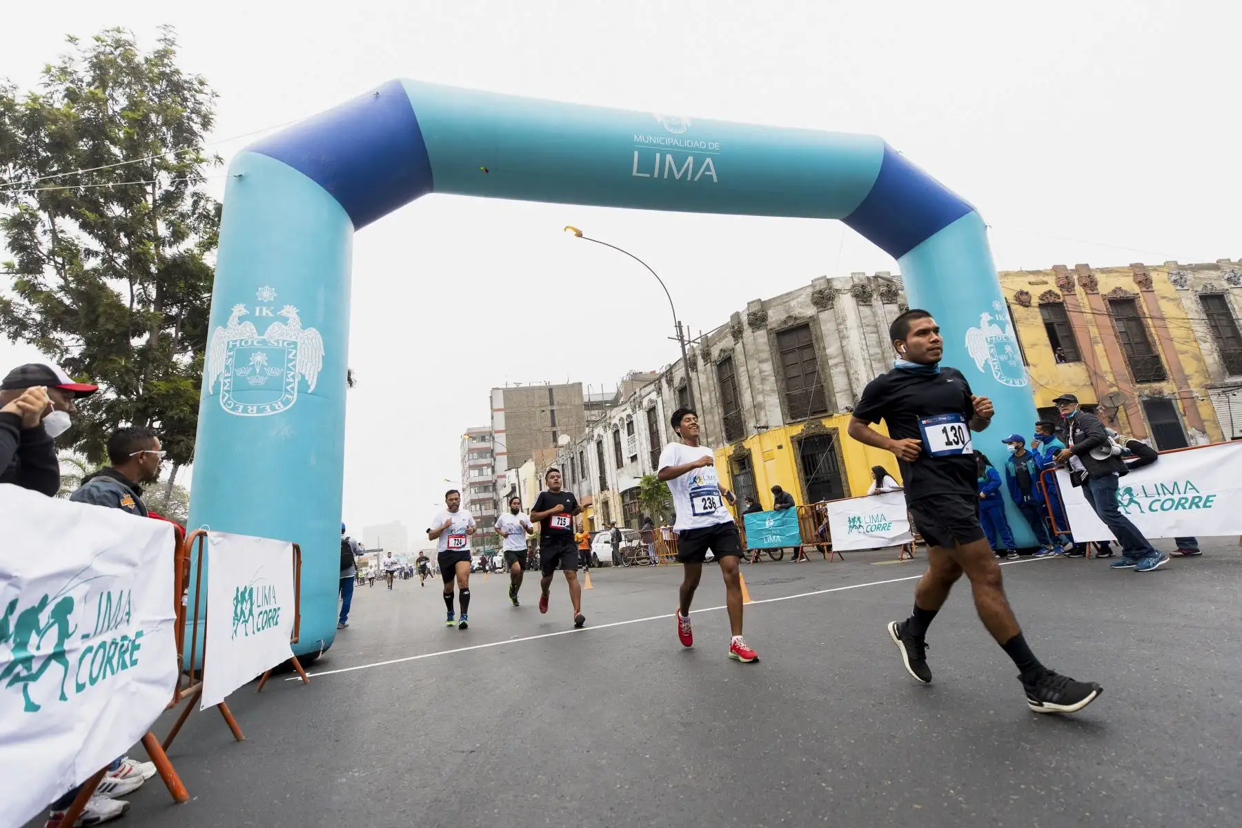 En el marco del Día Nacional del Donante de Órganos y Tejidos, la Municipalidad de Lima organizó, en alianza con el Ministerio de Salud (Minsa), una nueva edición de la carrera Lima Corre 6K, competencia presencial que contó con una importante participación de más de 500 vecinos de toda la ciudad. Foto: MuniLima