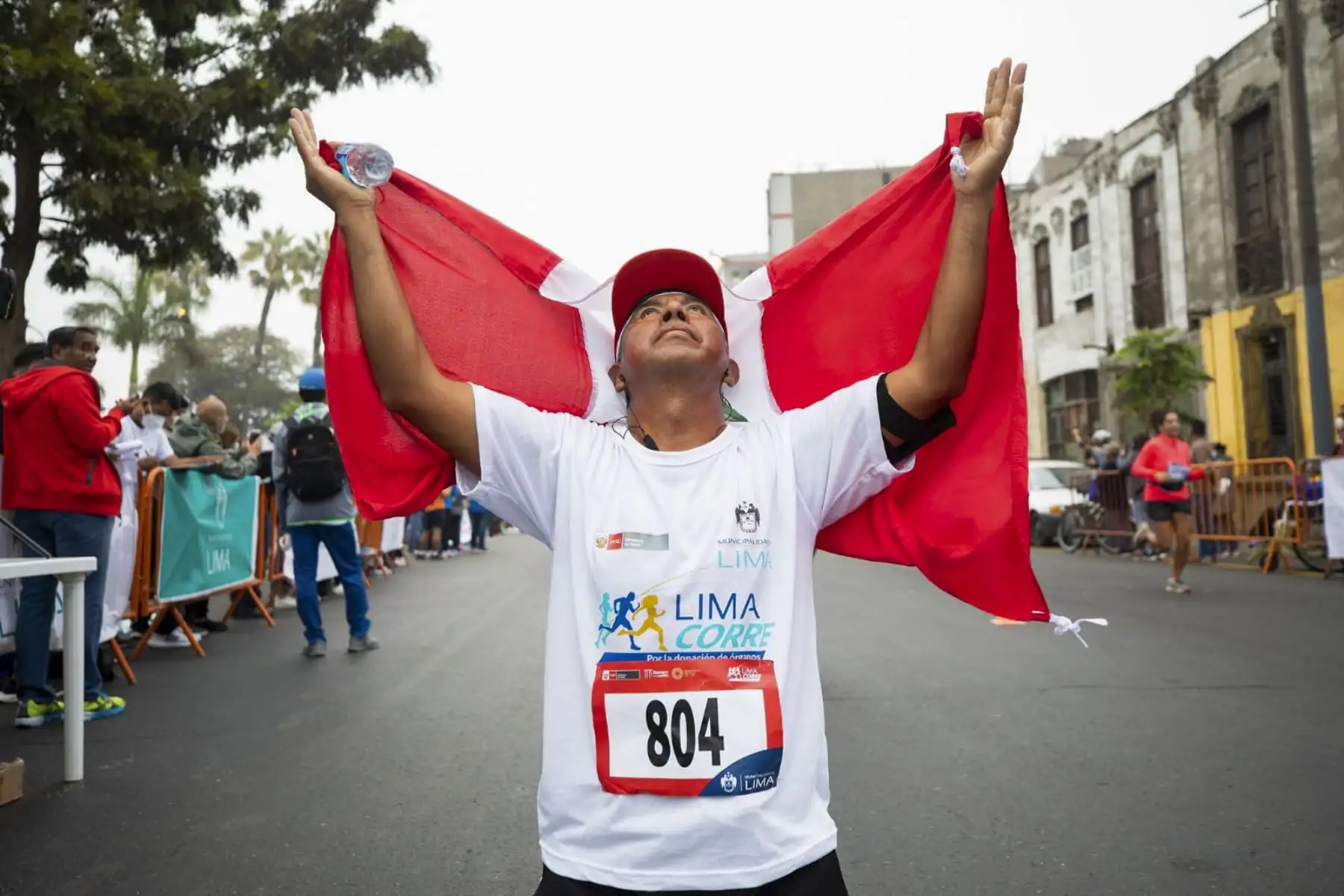 En el marco del Día Nacional del Donante de Órganos y Tejidos, la Municipalidad de Lima organizó, en alianza con el Ministerio de Salud (Minsa), una nueva edición de la carrera Lima Corre 6K, competencia presencial que contó con una importante participación de más de 500 vecinos de toda la ciudad. Foto: MuniLima
