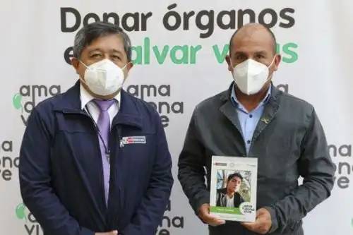 Los padres de Flavio recordaron la noble personalidad de su hijo y los conmovió la idea de que él seguiría vivo a través de otras personas. Foto: Difusión