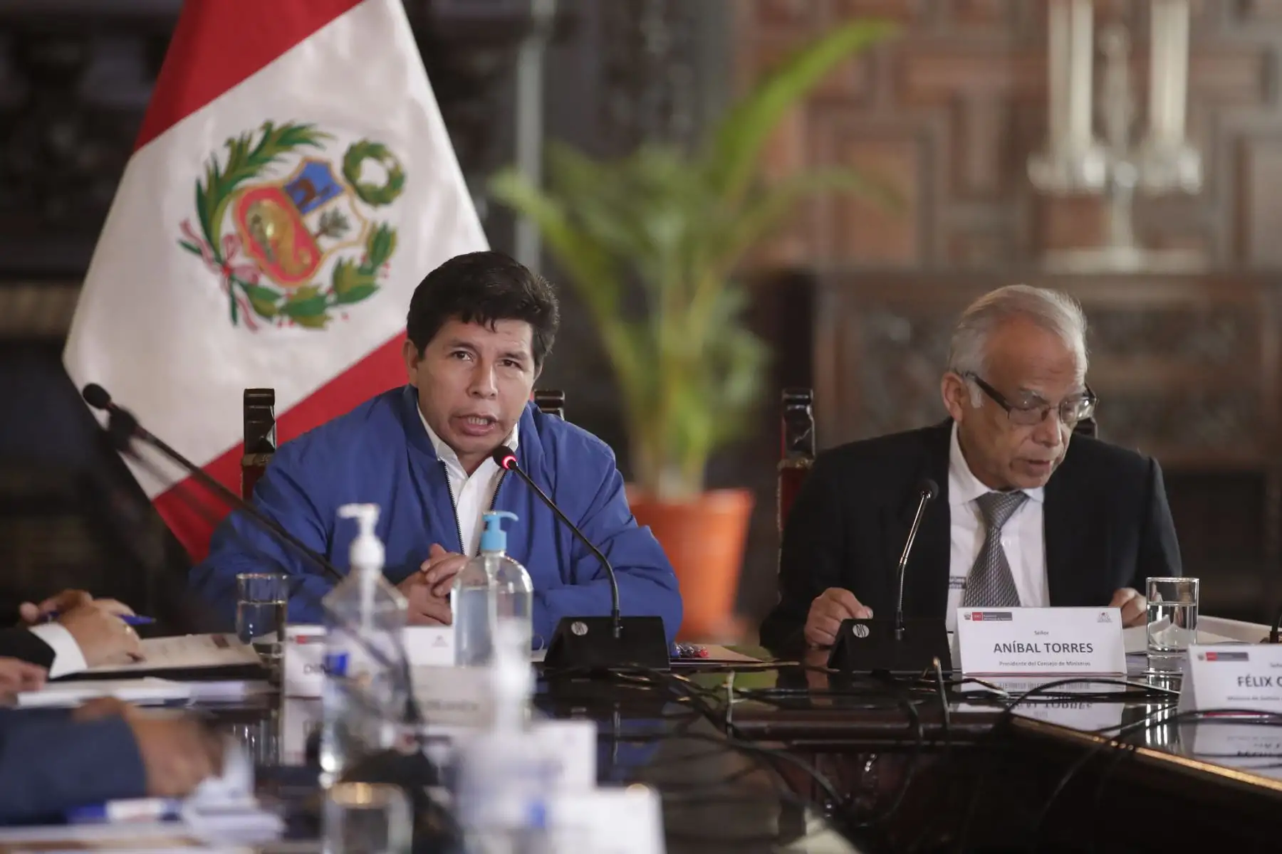 El presidente de la República, Pedro Castillo Terrones, lidera la sesión del Consejo Nacional de Seguridad Ciudadana (Conasec). Foto: ANDINA/ Prensa Presidencia