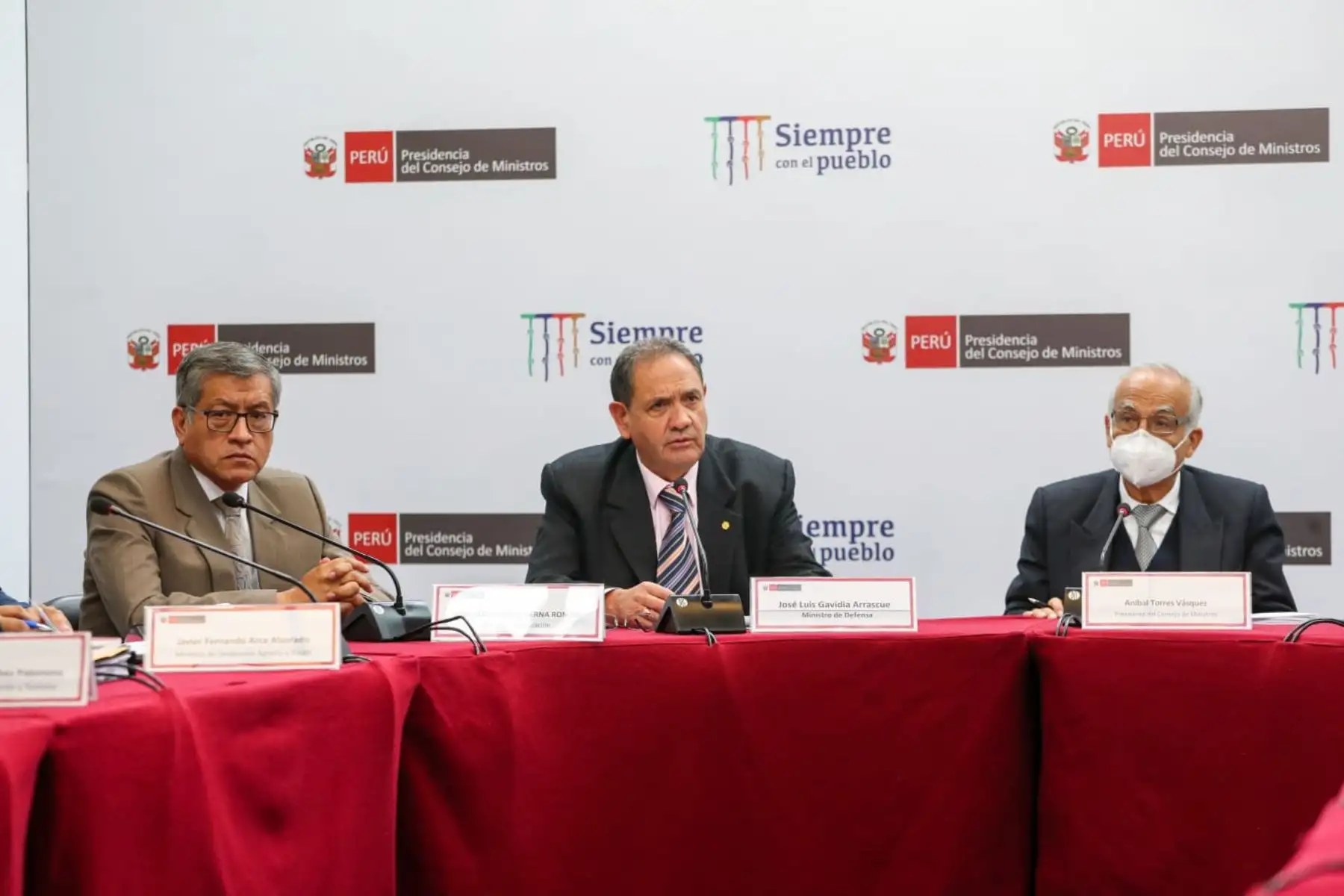 Ministro de Educación, Rosendo Serna, participó de la conferencia de prensa que ofreció el Consejo de Ministros. ANDINA/Difusión