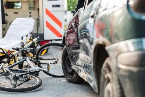Accidente de tránsito. Auto arrolla a ciclista. Foto: ANDINA/archivo.