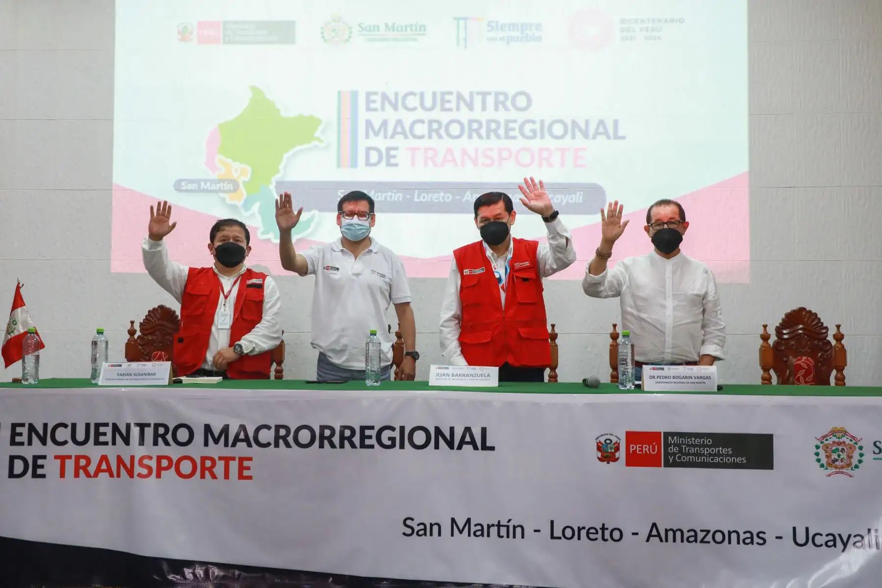 El ministro de Transportes y Comunicaciones, Juan Barranzuela Quiroga, inauguró el Encuentro Macrorregional de Transporte que reúne a autoridades, transportistas y representantes de la sociedad civil de San Martín, Ucayali, Loreto y Amazonas.
Foto: ANDINA/MTC