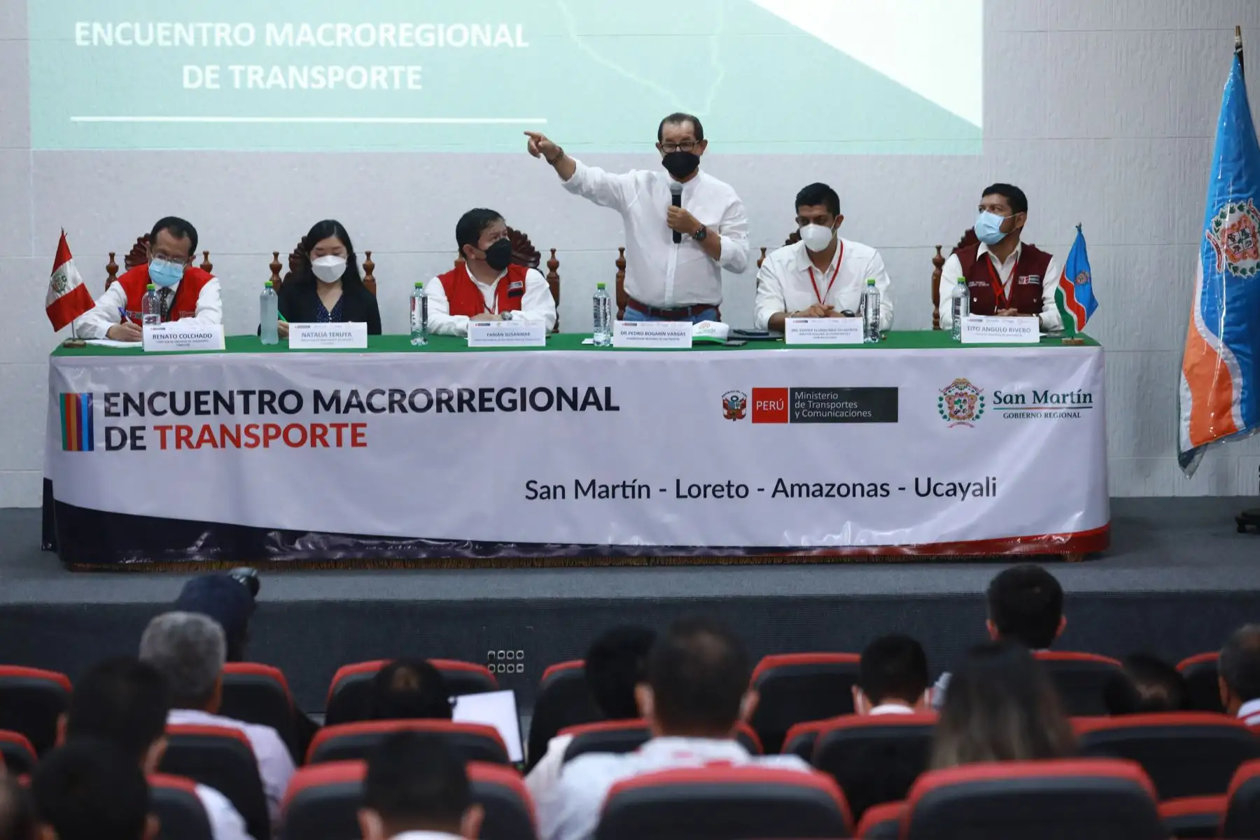 El ministro de Transportes y Comunicaciones, Juan Barranzuela Quiroga, inauguró el Encuentro Macrorregional de Transporte que reúne a autoridades, transportistas y representantes de la sociedad civil de San Martín, Ucayali, Loreto y Amazonas.
Foto: ANDINA/MTC