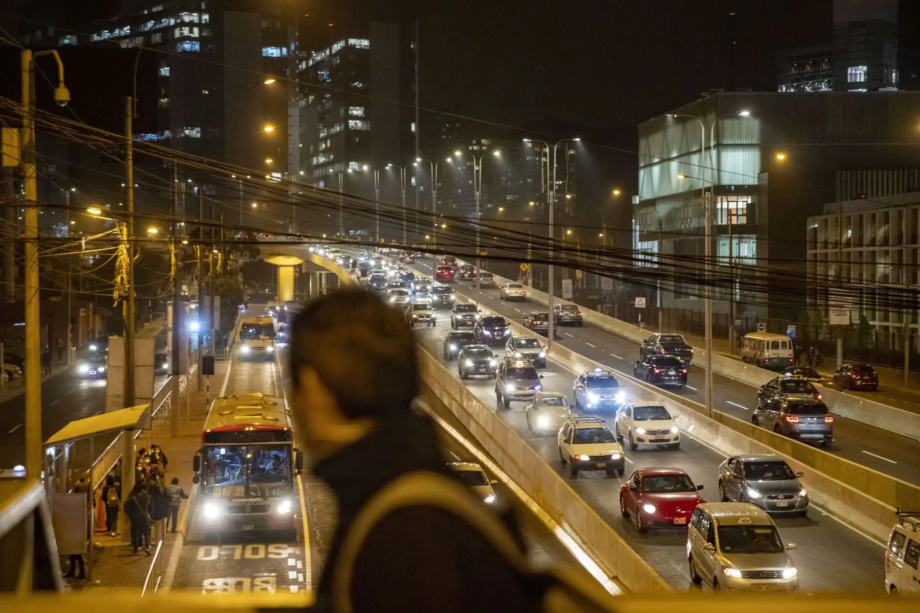 El paso a desnivel en el óvalo Monitor Huáscar permitirá que el 85% de la carga vehicular del sector se desplace por el viaducto en tan solo de 2 a 3 minutos, dejando libre la parte baja para los cruces entre las avenidas Javier Prado Este, Las Palmeras y El Golf Los Incas. Foto: ANDINA/Carla Patiño