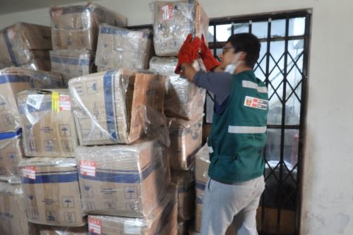 Personal del Serfor decomisa más de 6,000 kilos de palo santo por no acreditar procedencia. Foto: ANDINA/difusión.