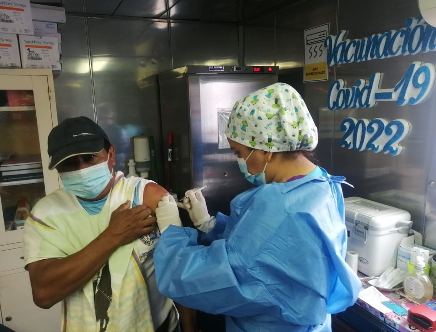 Peruanos que viven en la zona de triple frontera, ubicada en la provincia de Putumayo, región Loreto, recibieron la tercera dosis de la vacuna contra el covid-19. ANDINA/Difusión