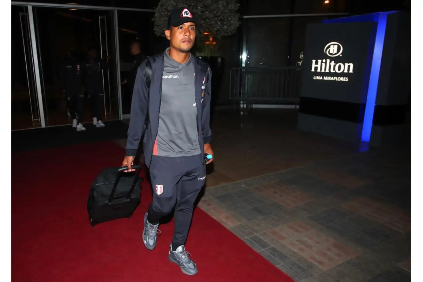 Selección peruana viaja a España para enfrentar a Nueva Zelanda en partido amistoso este 5 de junio, en la ciudad de Barcelona, con miras al repechaje. Raziel García abona el hotel de concentración. Foto: FPF