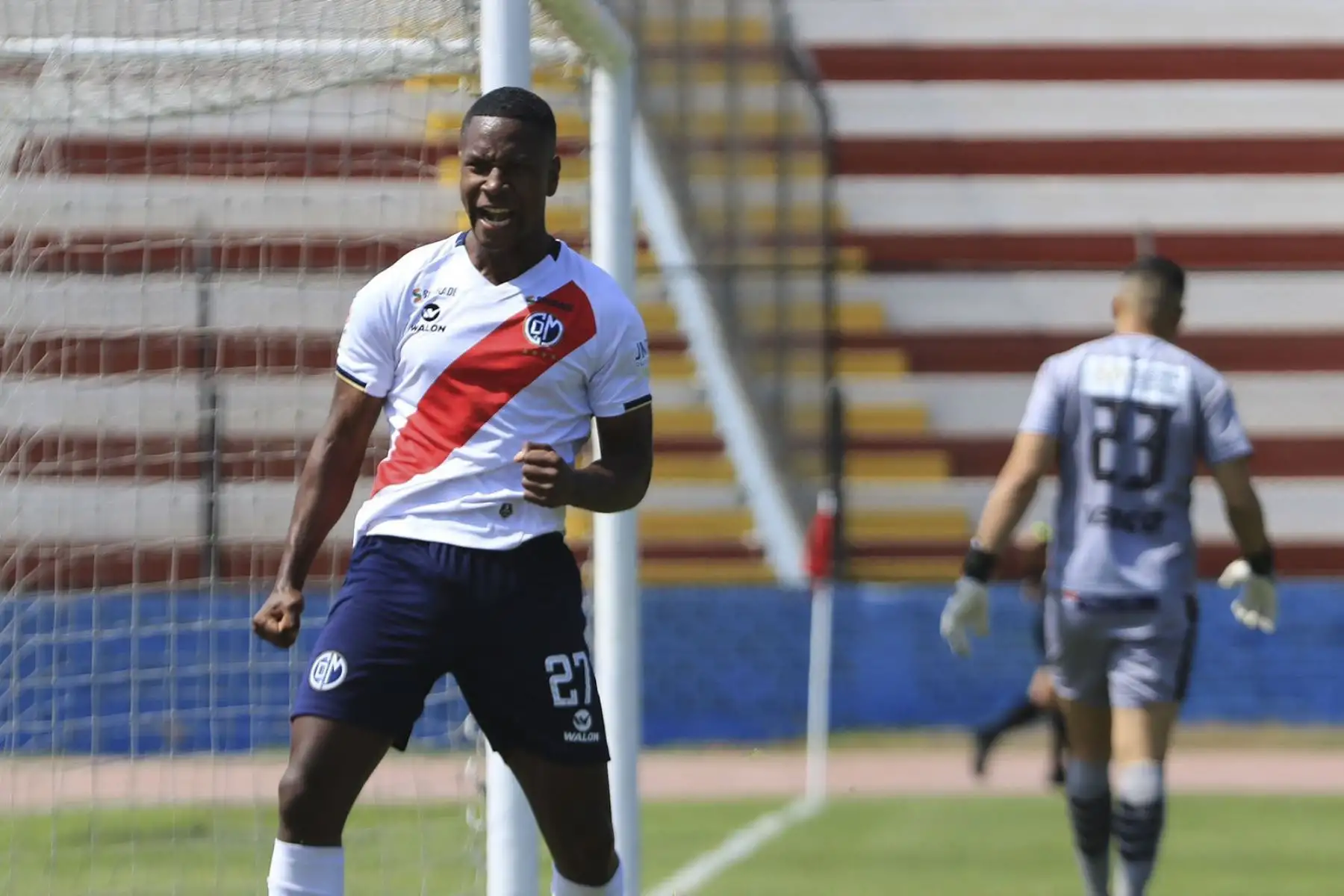 Deportivo Municipal derrotó 2 a 0 al AD Cantolao en un partido por la  fecha 16 del Torneo Apertura 2022 de la Liga 1 en el Estadio Miguel Grau del Callao. Con goles de Adrián Ascues y Renato Espinoza, los ediles superaron a los chalacos. Foto: Liga 1