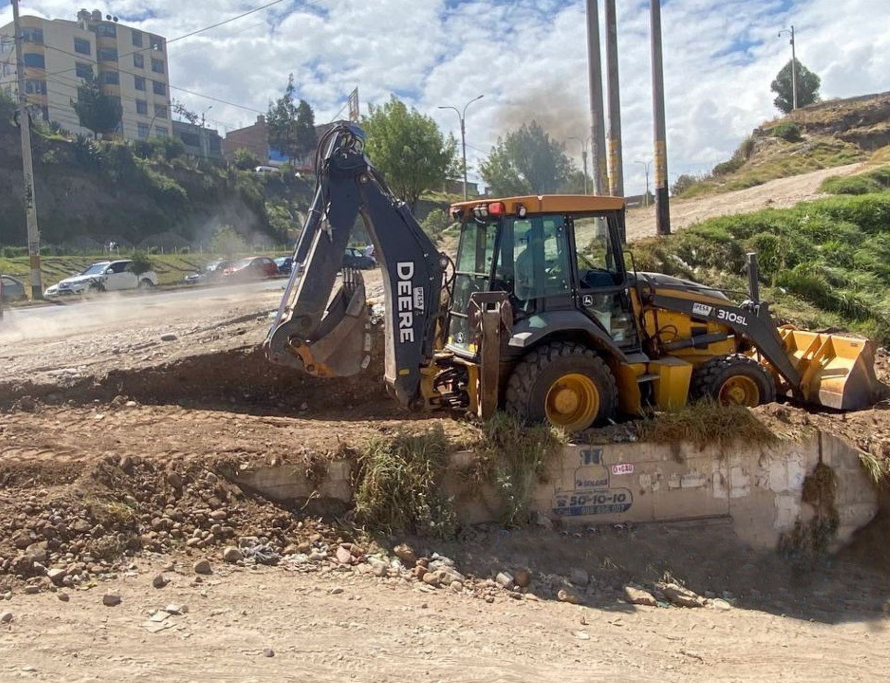 Buenas noticias en Junín: ejecutan obras de pistas y veredas en AA HH de Huancayo