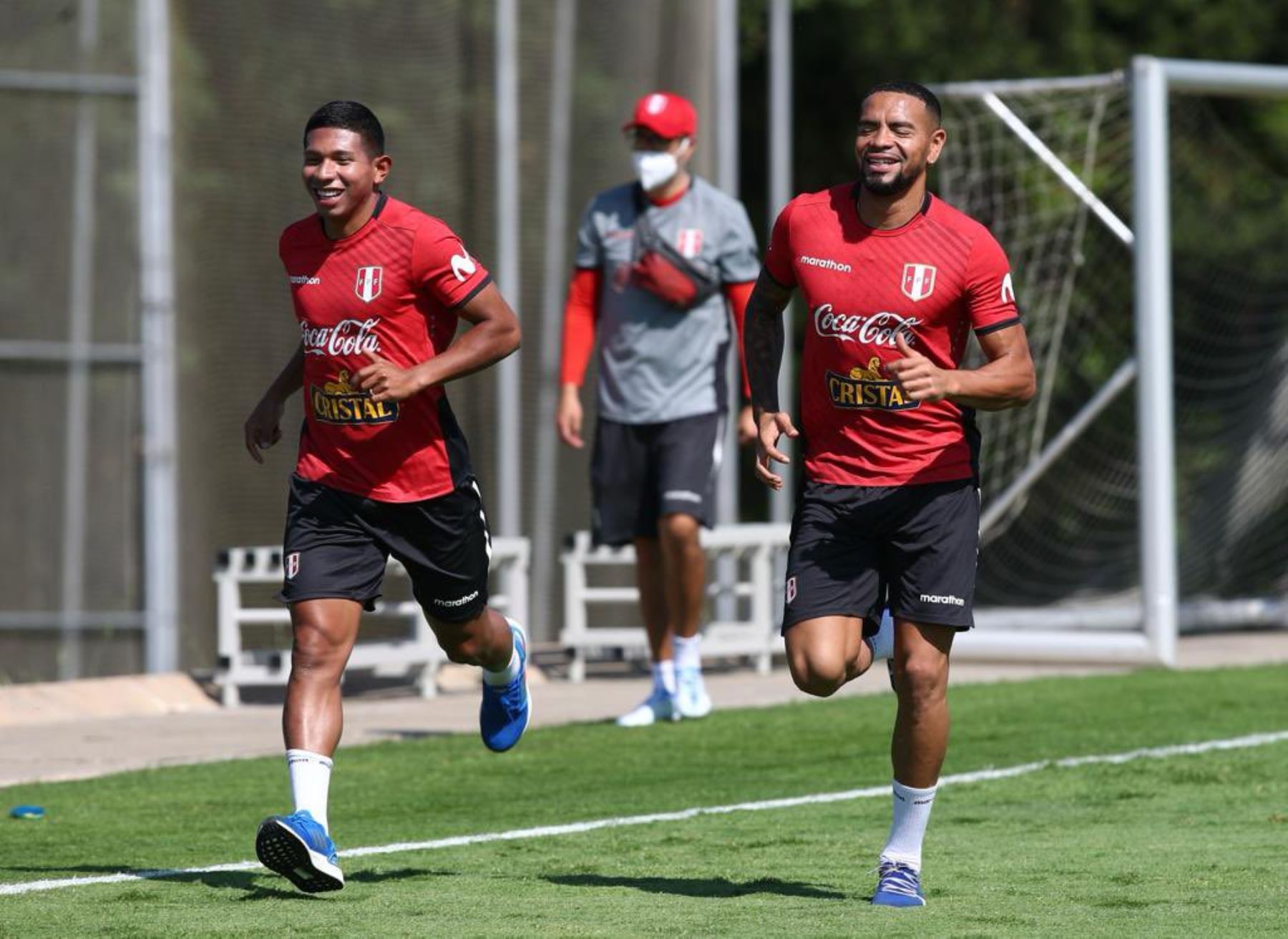 Selección peruana trabajó en Barcelona pensando en su partido amistoso ante Nueva Zelanda, el domingo 5 de junio.