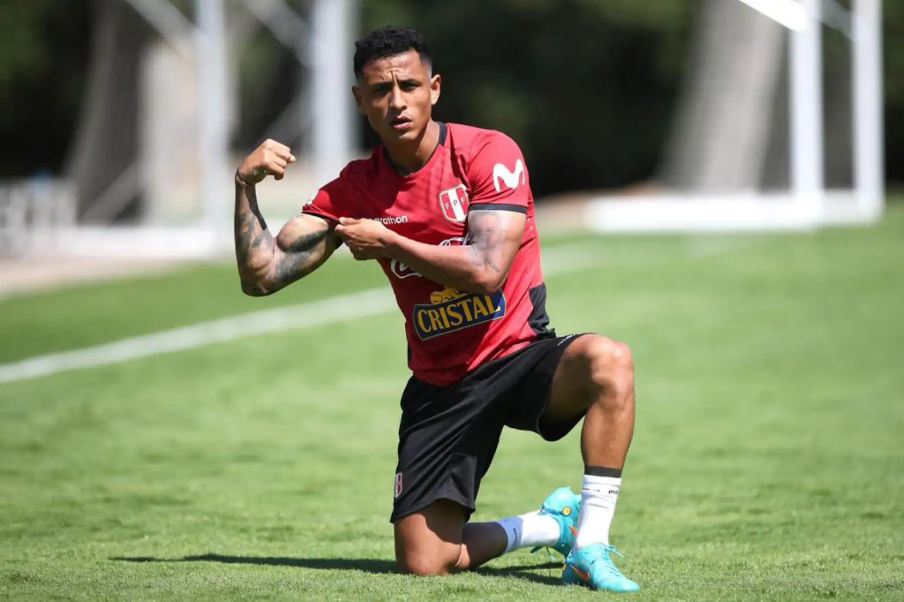 Futbolista Yoshimar Yotún de la selección peruana, durante el primer entrenamiento en el Centro de Alto Rendimiento Deportivo de San Cugat, en Barcelona. Foto: FPF