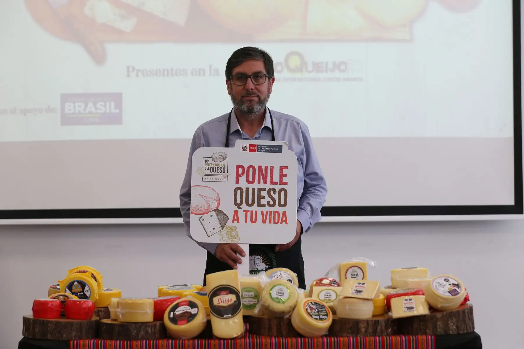 Sierra y Selva Exportadora presenta a la delegación de productores de quesos que participará en el concurso internacional Expo Queso Brasil 2022, que se realizará del 02 al 05 de junio. 
Foto: ANDINA/Eddy Ramos
