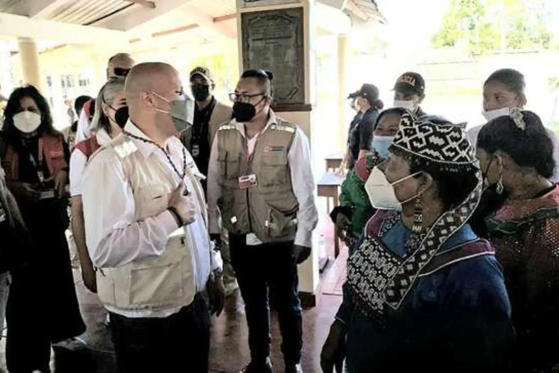 El ministro de Cultura ratificó su compromiso de trabajar por la seguridad, crecimiento y desarrollo de los pueblos indígenas. Foto: Mincul