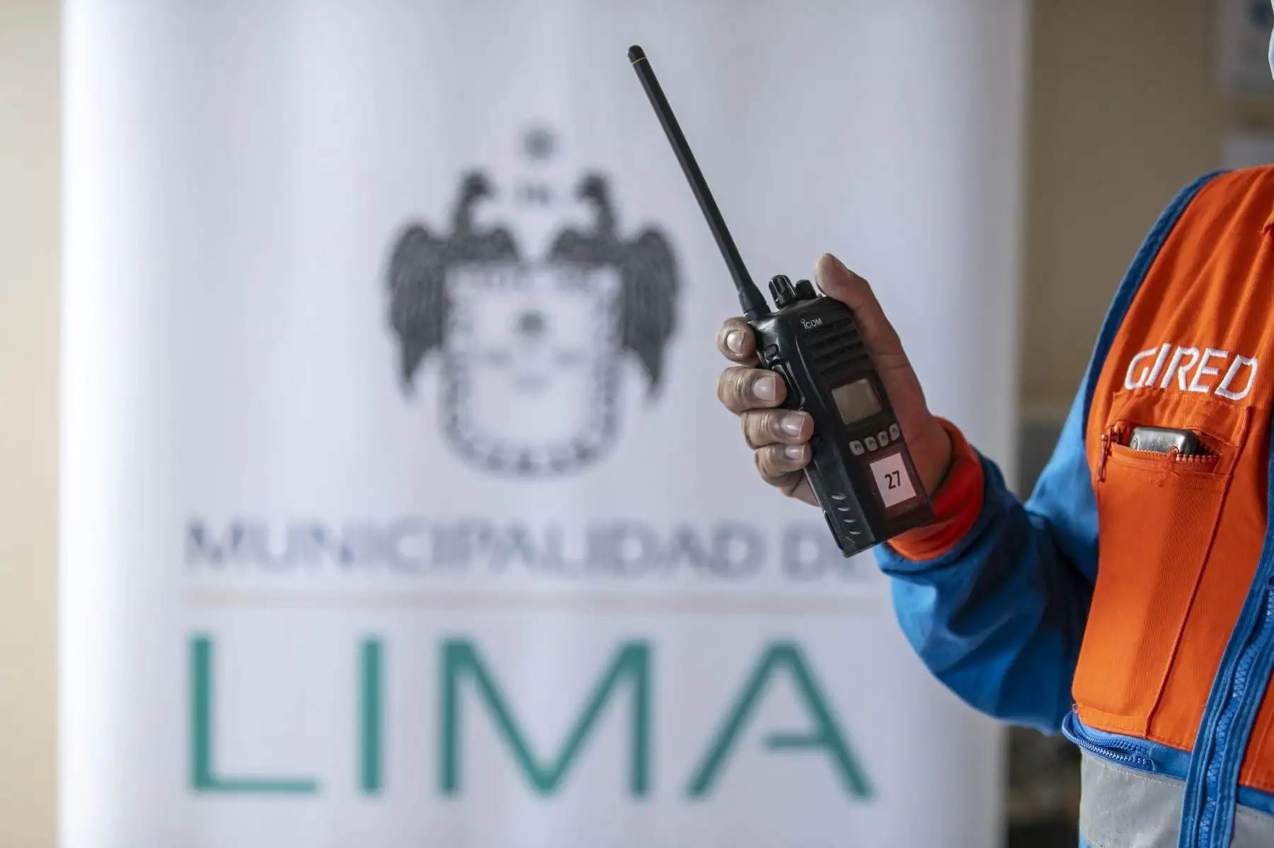 Hoy, martes 31 de mayo, a las 10.00 a. m., se realizó el simulacro nacional multipeligro. El Instituto Nacional Defensa Civil (Indeci) señaló que esta actividad de alerta se llevó a cabo con el objetivo de preparar a la ciudadanía ante un sismo de gran magnitud en el país.
Foto: ANDINA/Municipalidad de Lima