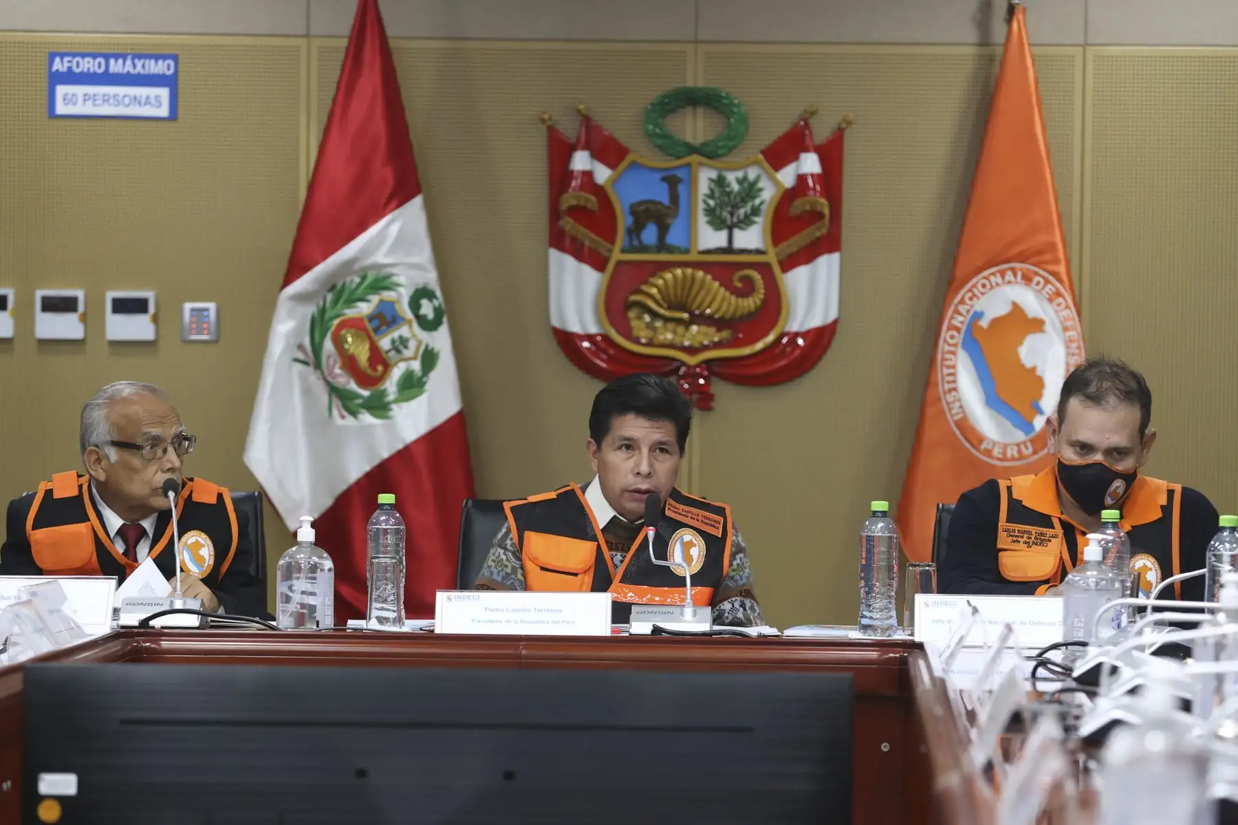 El presidente de la República, Pedro Castillo, junto a ministros de Estado, participa de la Sesión del Consejo Nacional de Gestión del Riesgo de Desastres – CONAGERD, en el Centro de Operaciones de Emergencia Nacional (COEN), donde se hizo un balance de las acciones desarrolladas por cada sector del Estado durante el ejercicio.
Foto: ANDINA/Presidencia Perú