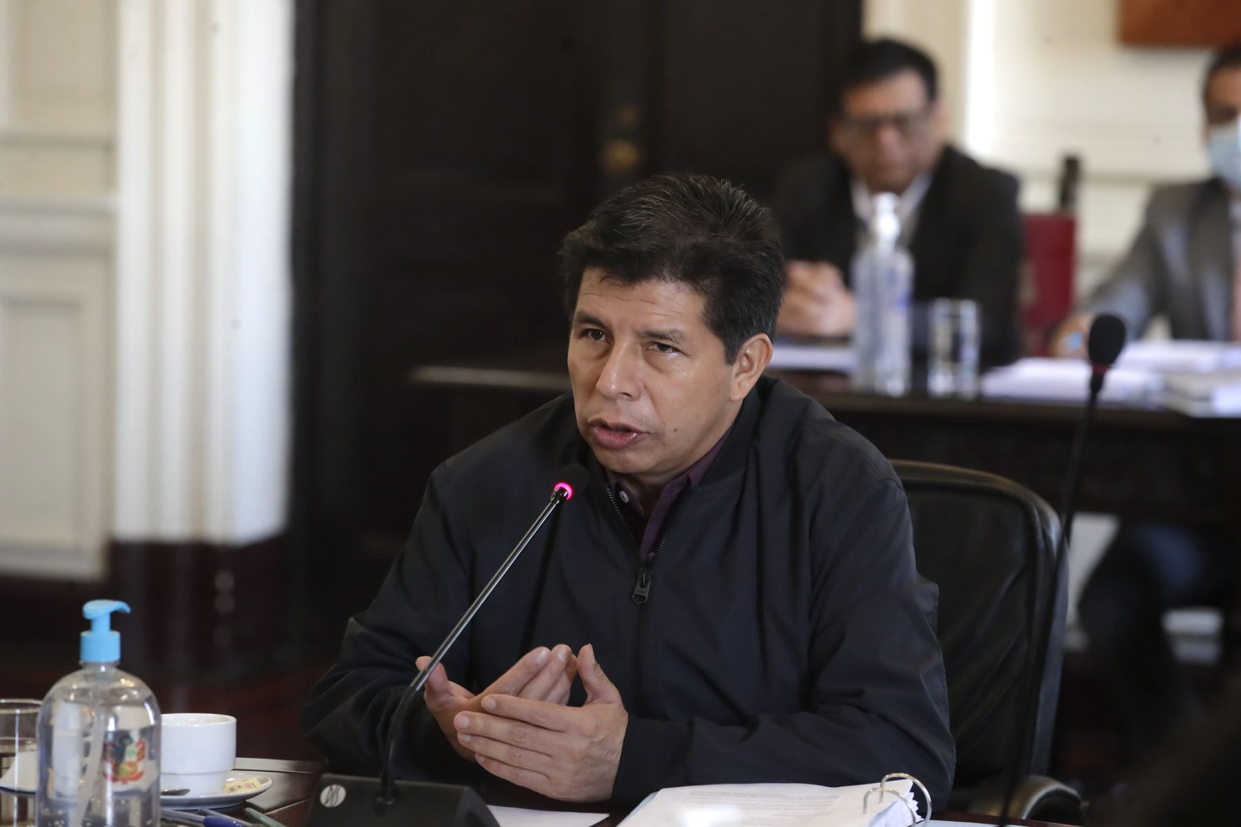 Presidente Castillo se reúne con líderes de etnias amazónicas
