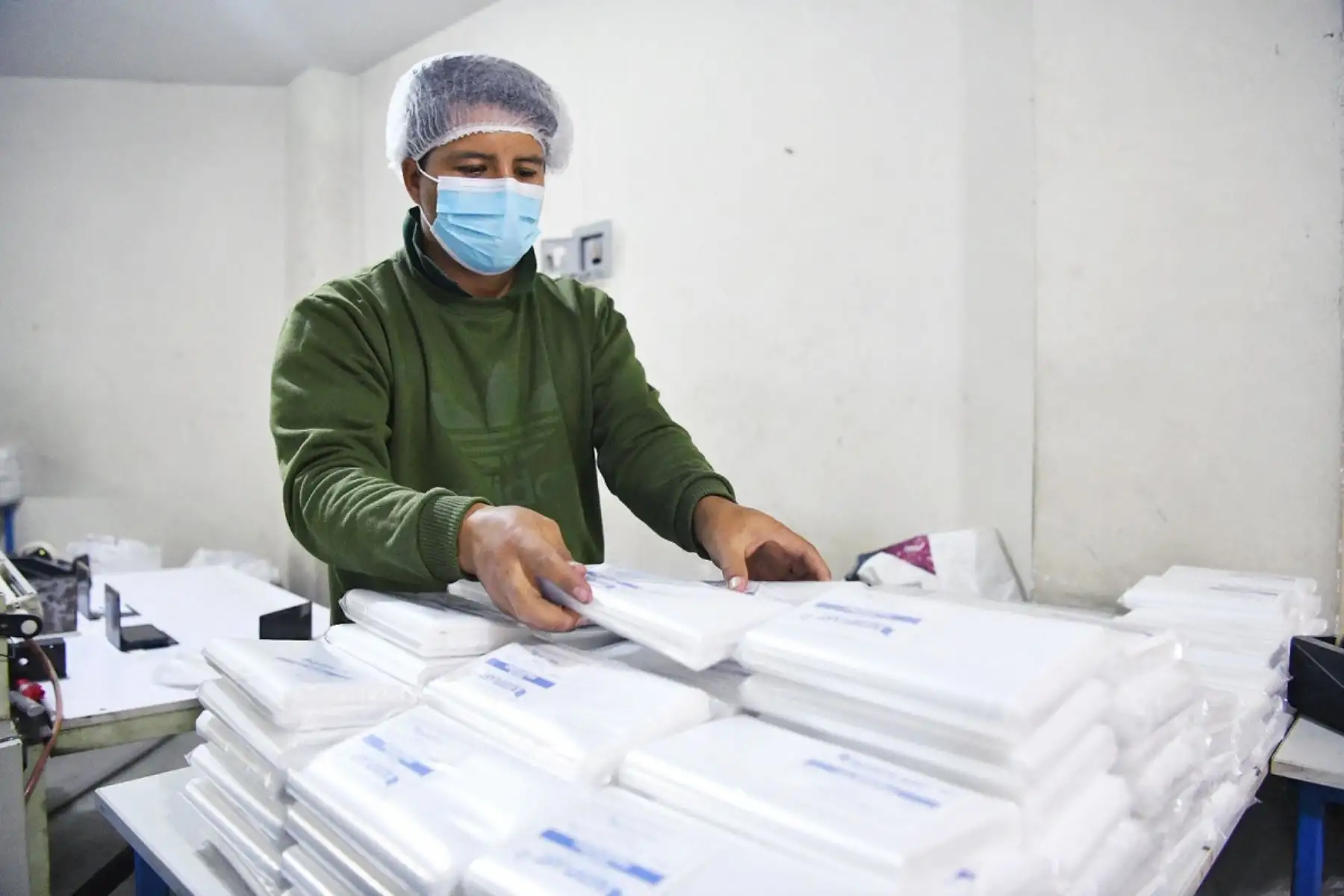 Fábrica de bolsas de plástico. Foto: Cortesía.