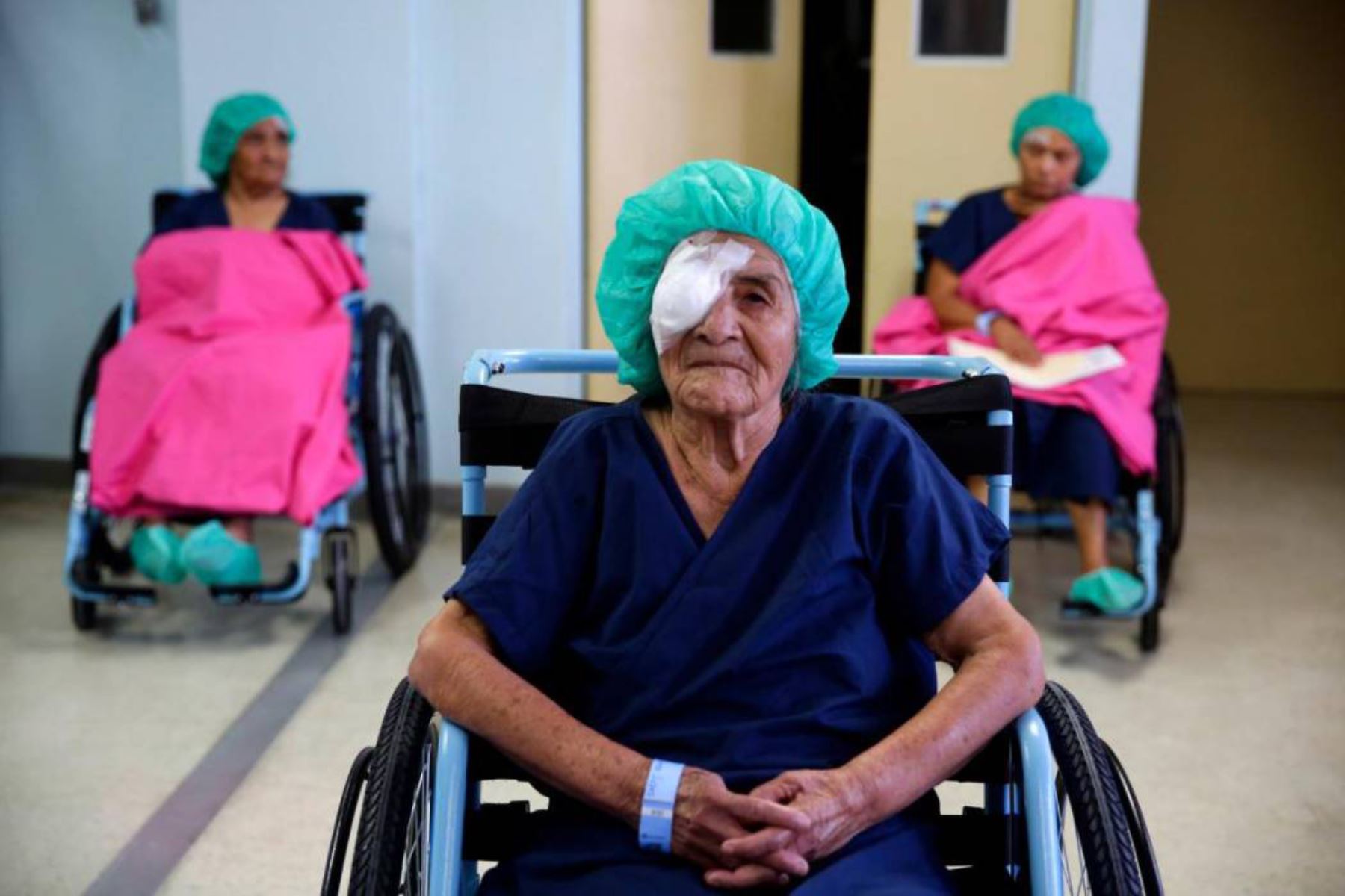 Asimismo, precisó que 12 % de las mujeres son susceptibles a padecer afecciones irreversibles como las cataratas, que son la primera causa de ceguera en México. Foto: EFE