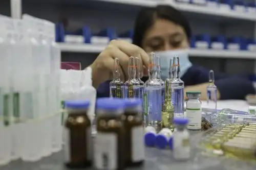La farmacia del Instituto Nacional Cardiovascular (Incor) atiende más de 30 mil recetas al mes bajo altos estándares internacionales. Foto: Incor