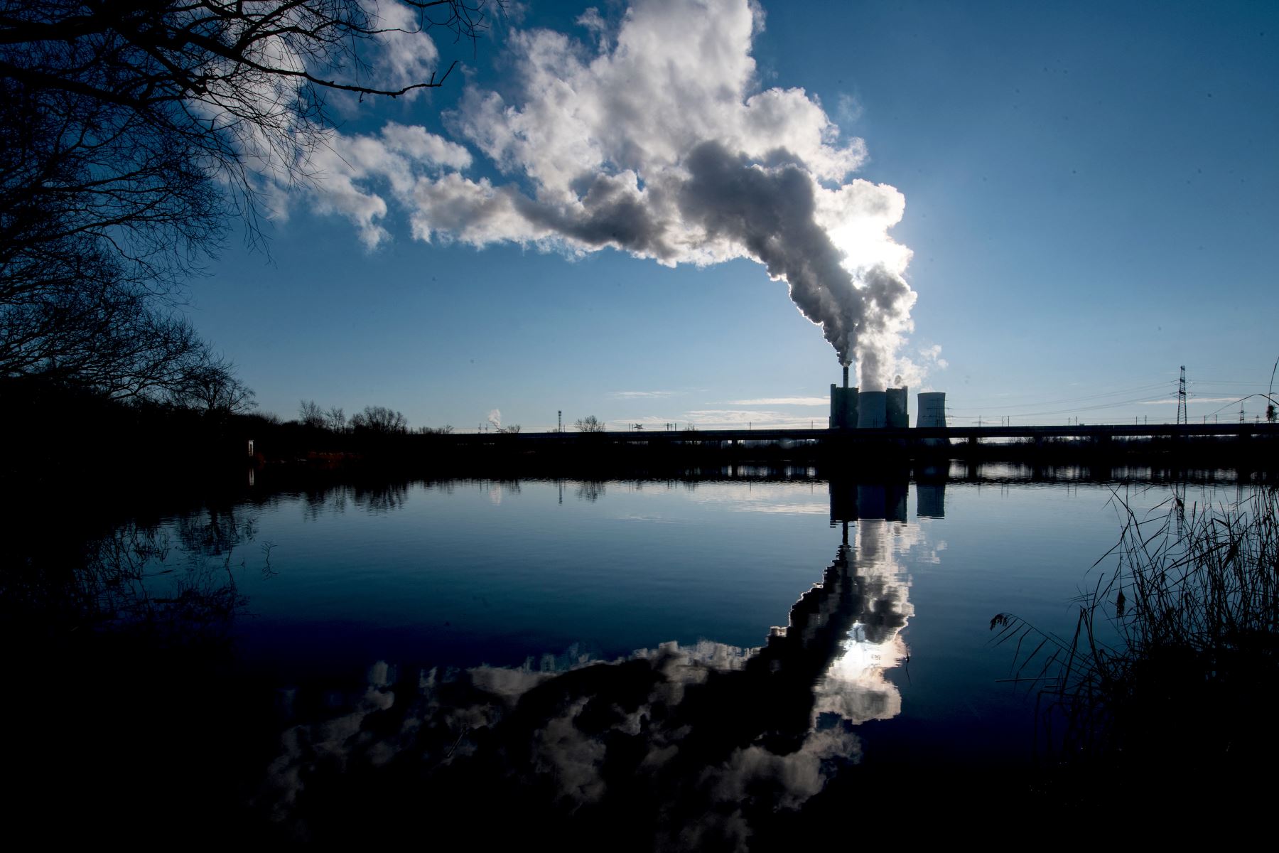 Contaminación: nivel de CO2 en el aire es 50 % más elevado que antes de la era industrial