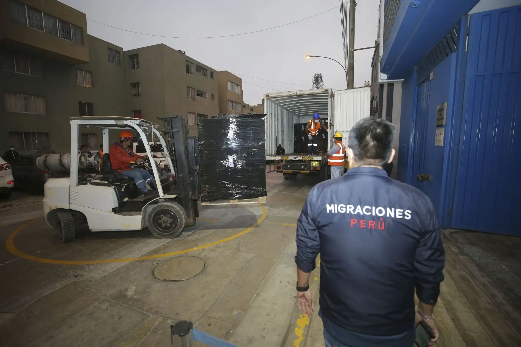 Un total de 72,000 nuevas libretas de pasaportes electrónicos llegaron hoy la Superintendencia Nacional de Migraciones – MIGRACIONES, en su sede central de Breña, que servirán para atender la demanda de documentos de viaje. Foto: ANDINA/Difusión